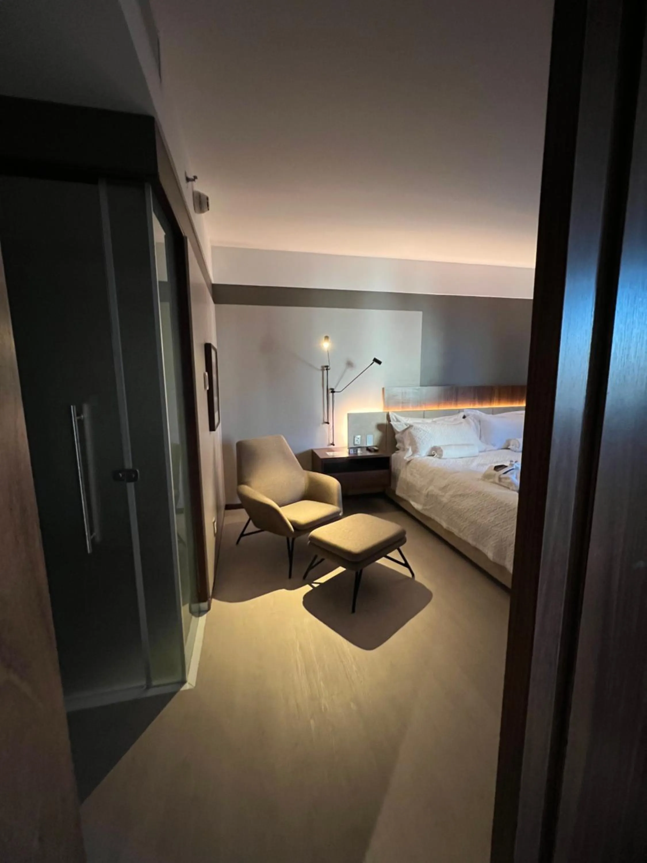 Bedroom, Bed in Bugan Recife Boa Viagem Hotel - by Atlantica