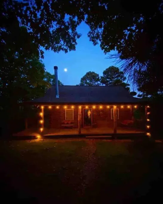 Chalet with a view at Bear Mountain - Hottub