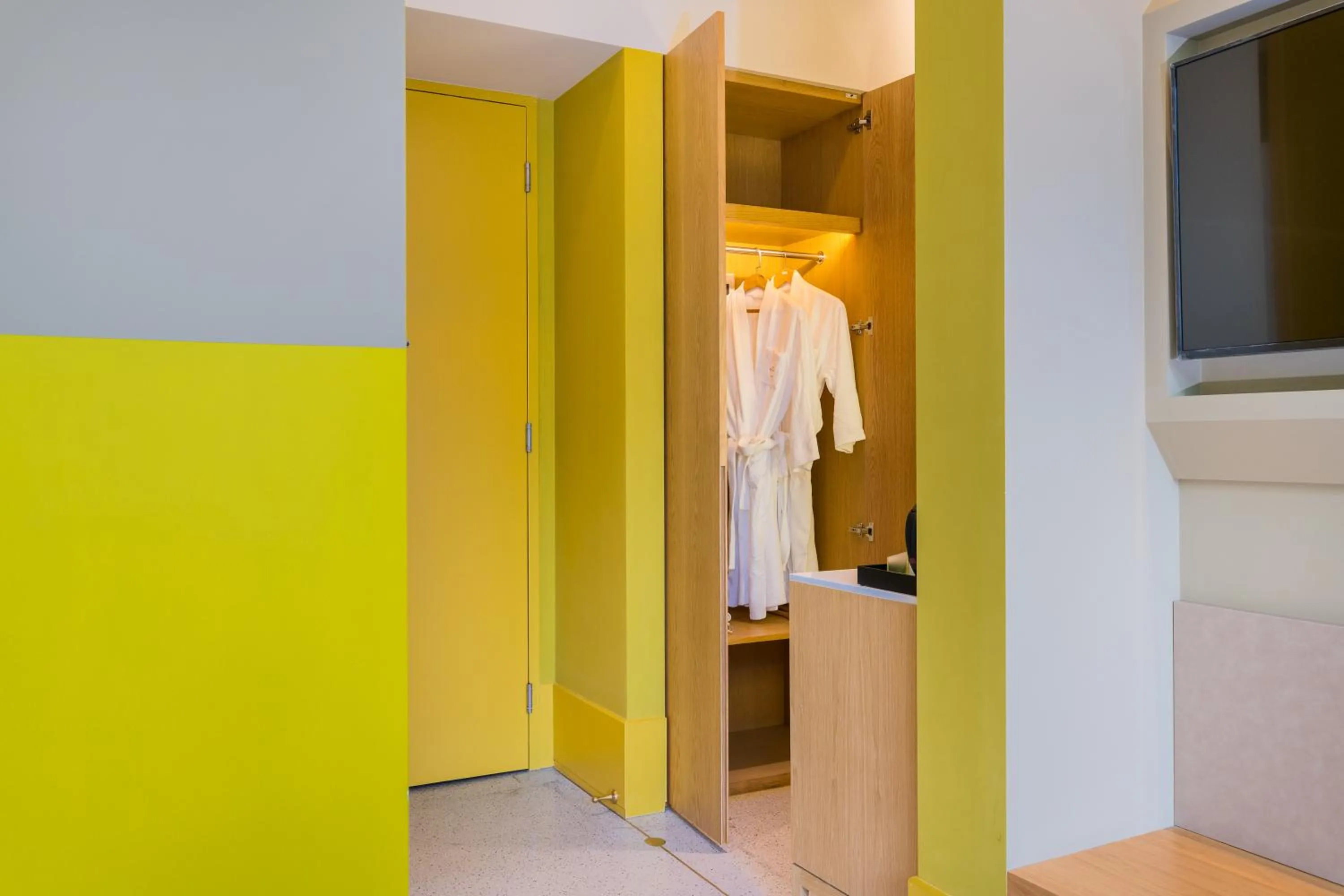 Photo of the whole room in SongShan Lake PingShang Serviced Hotel