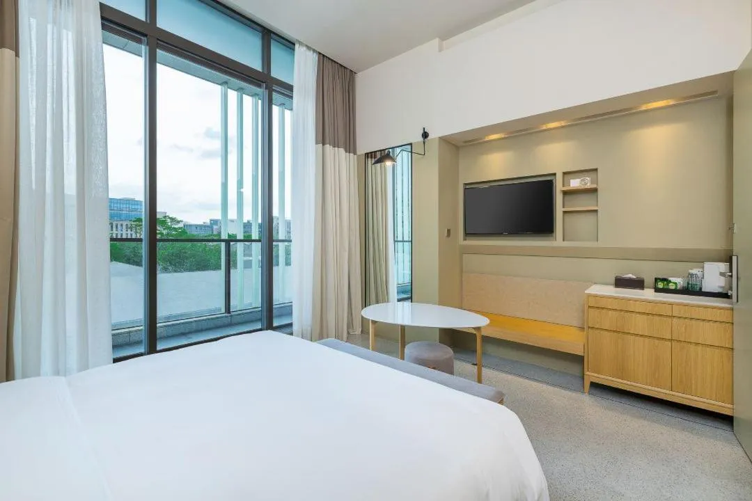 Deluxe Double Room in SongShan Lake PingShang Serviced Hotel