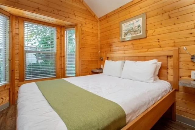 Bed in Sheltered Nook On Tillamook Bay