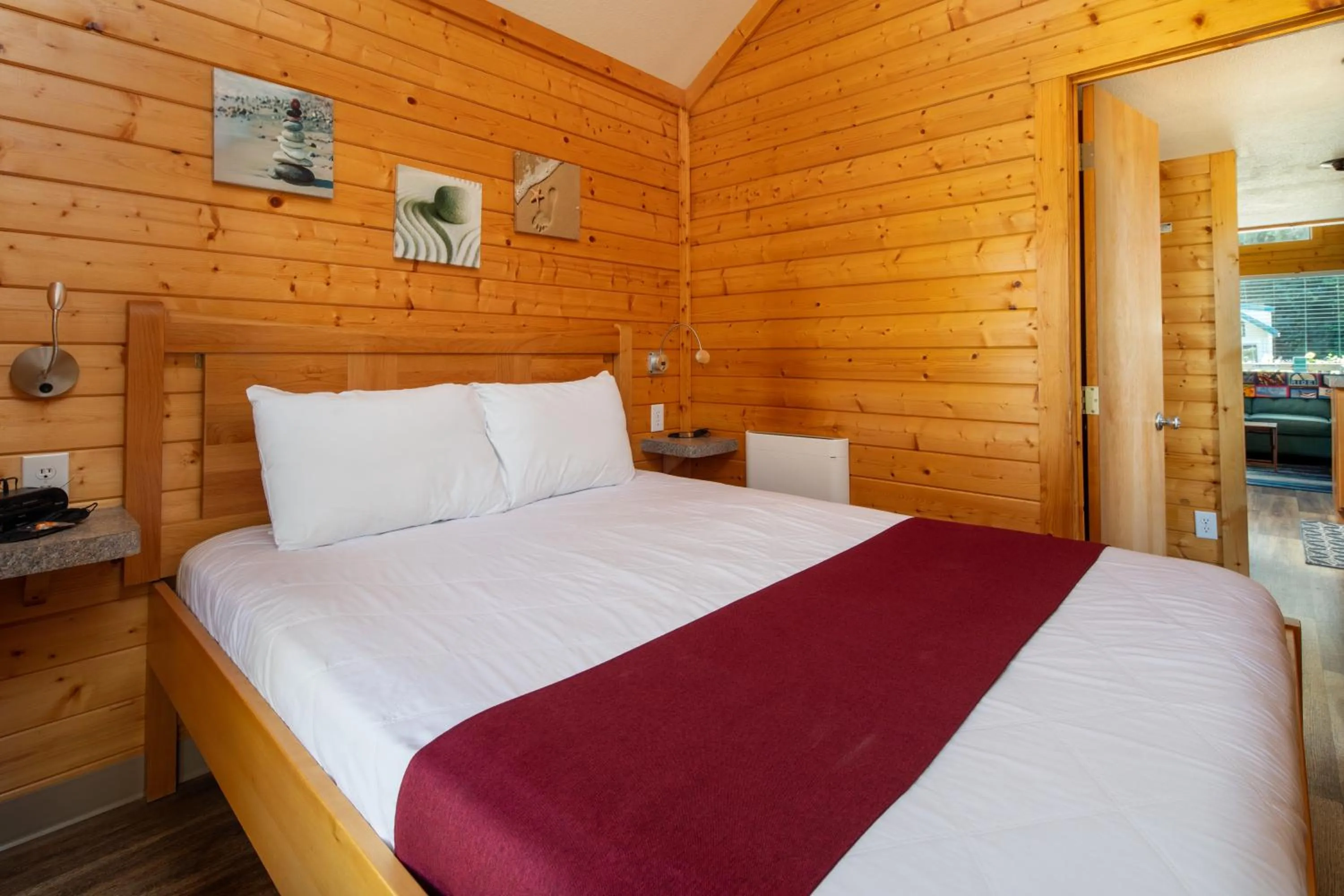 Bed in Sheltered Nook On Tillamook Bay