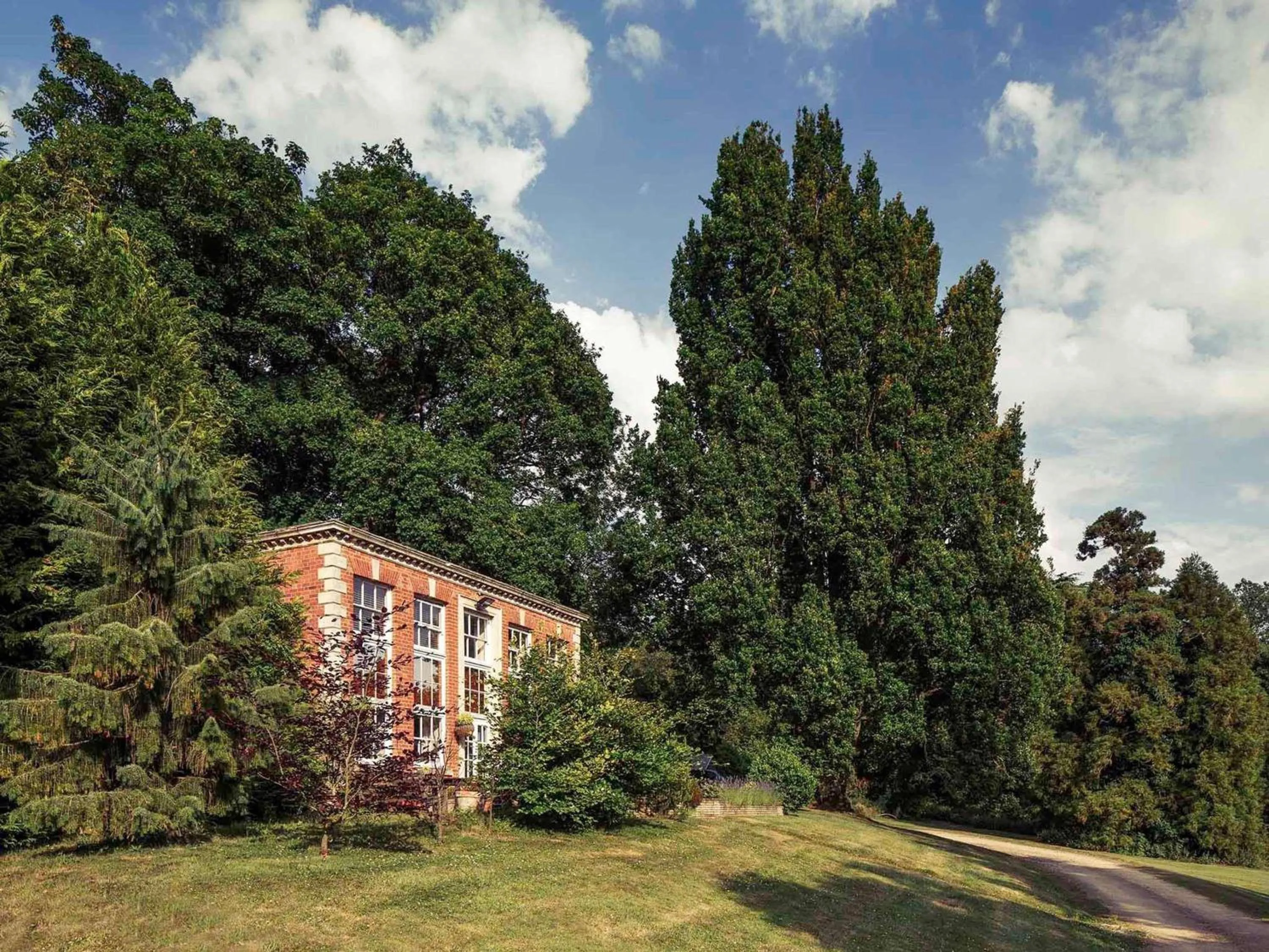 Property building in Mercure Gloucester Bowden Hall Hotel