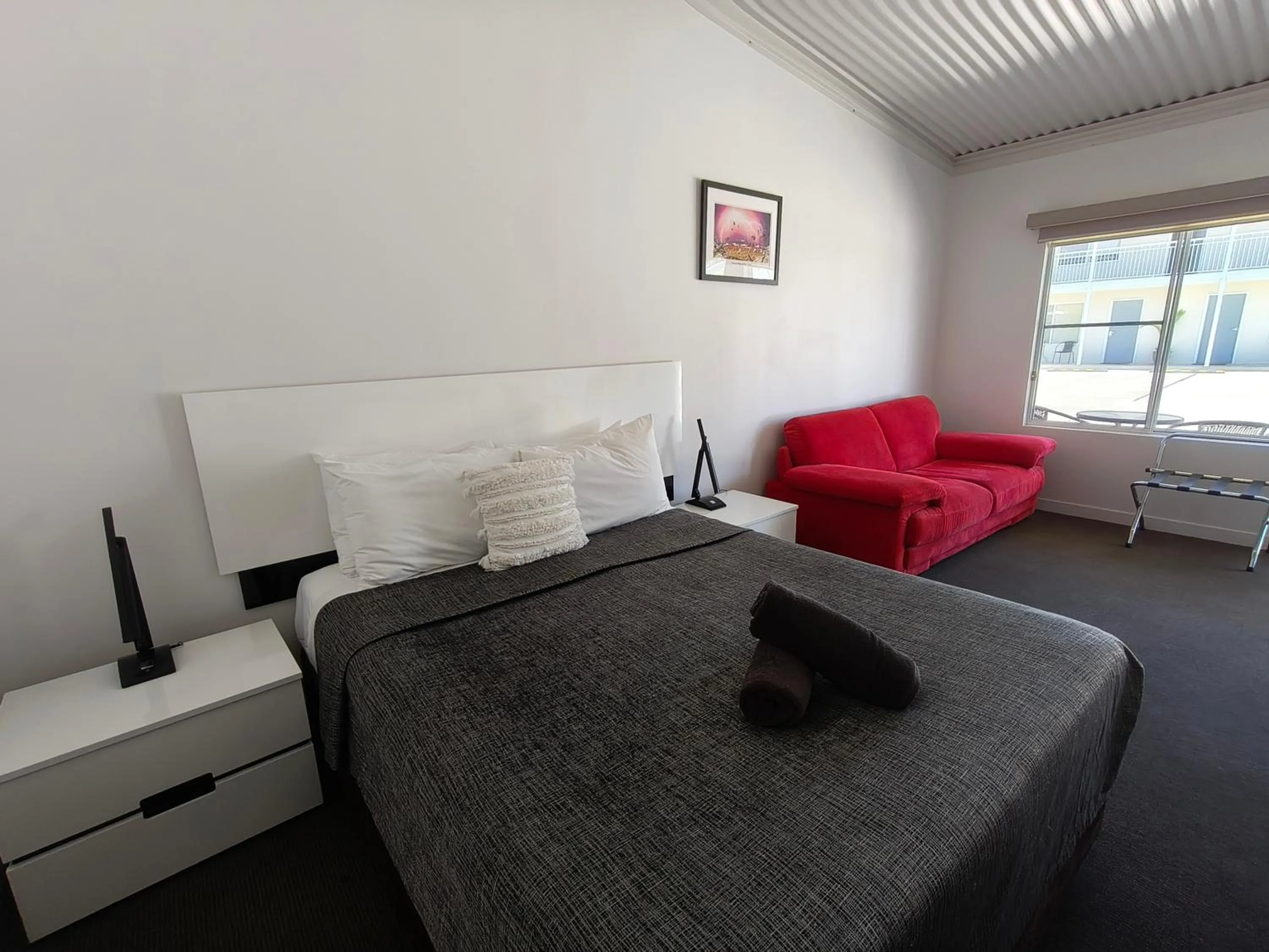 Bedroom, Bed in Gunnedah Lodge Motel