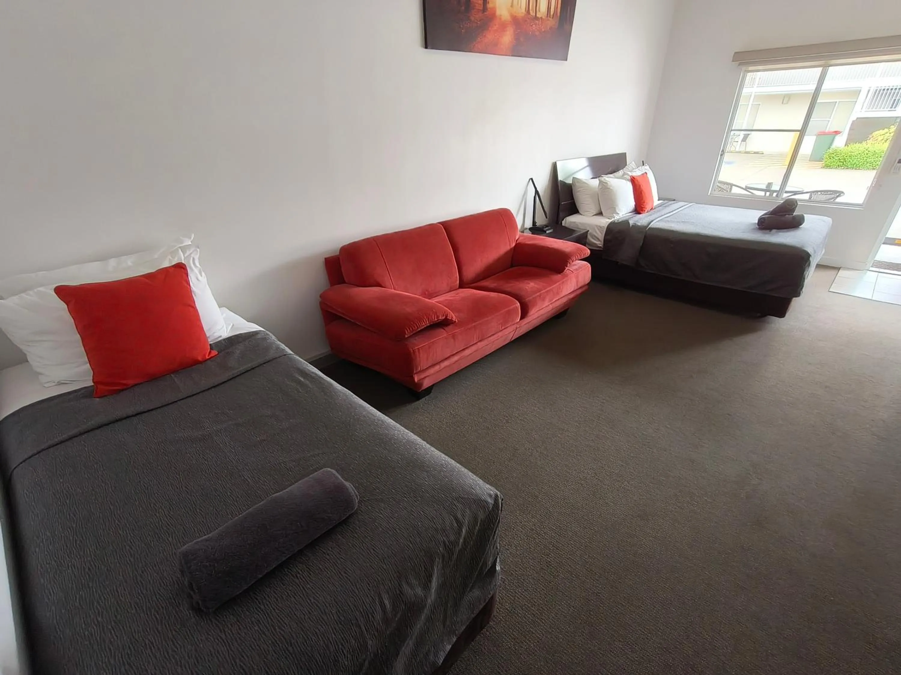 Bedroom, Bed in Gunnedah Lodge Motel