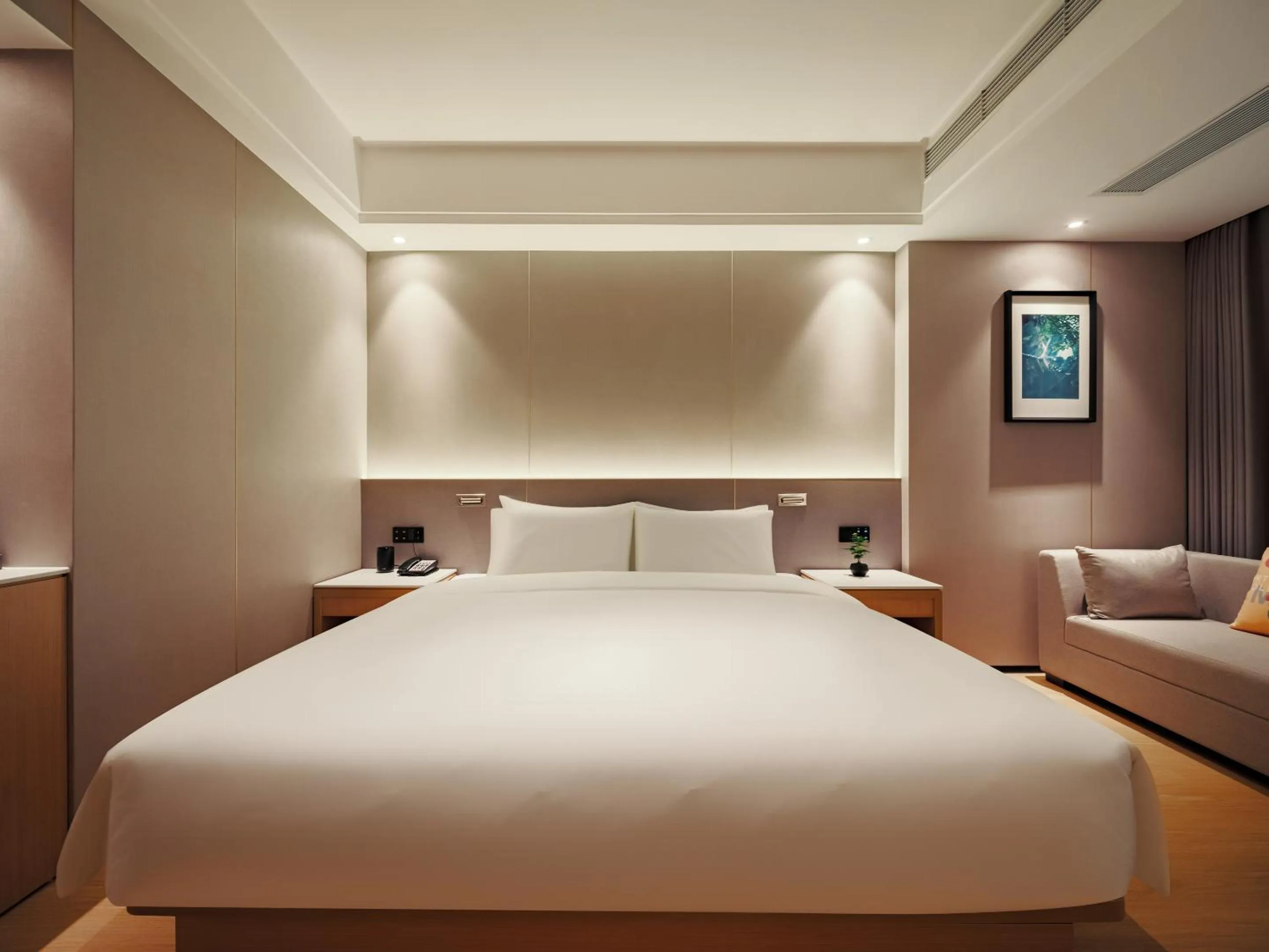 Bed in Atour X Hotel - Taikoo Li Chengdu