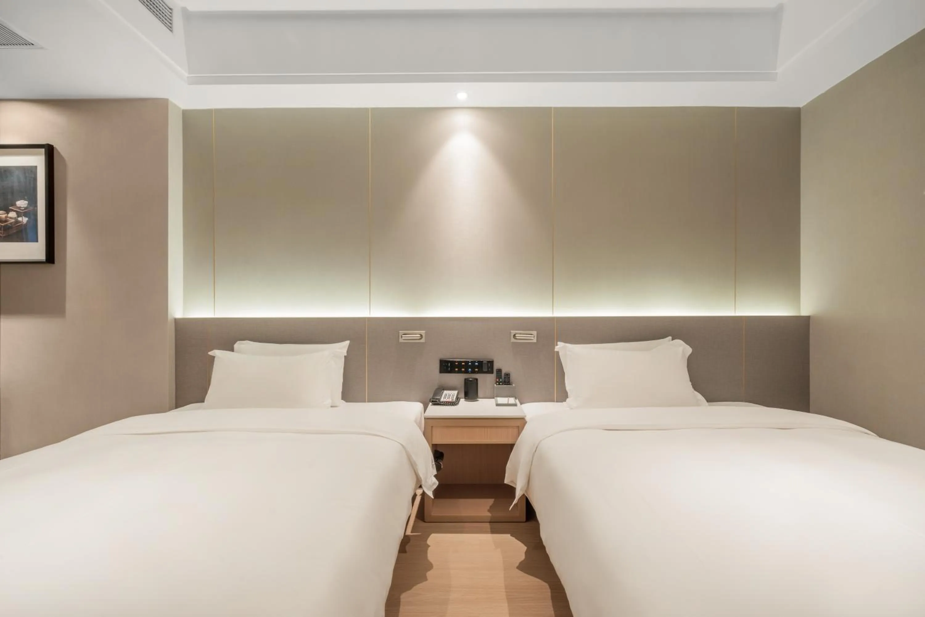 Bed in Atour X Hotel - Taikoo Li Chengdu