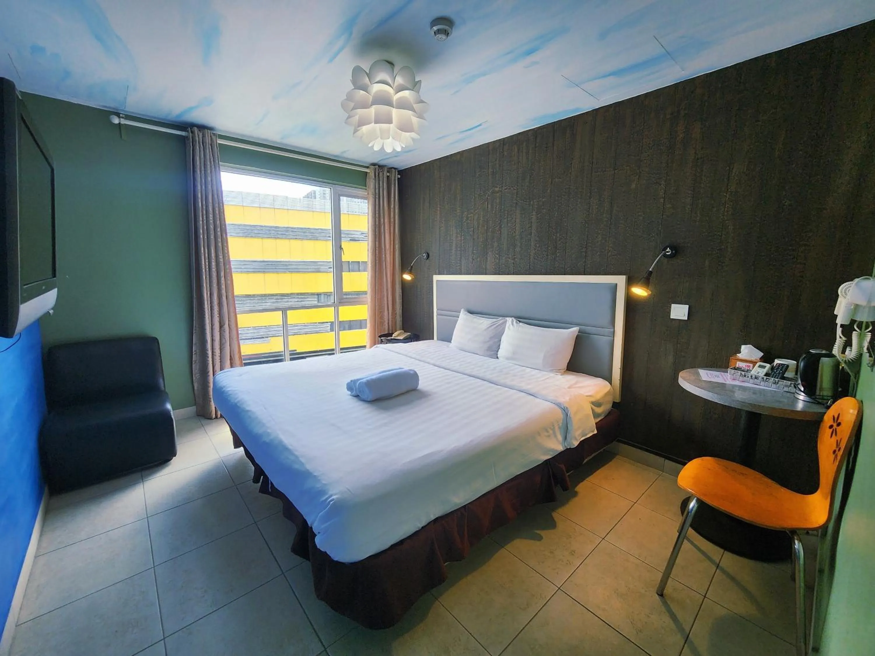 Bedroom, Bed in Boutique Hote123