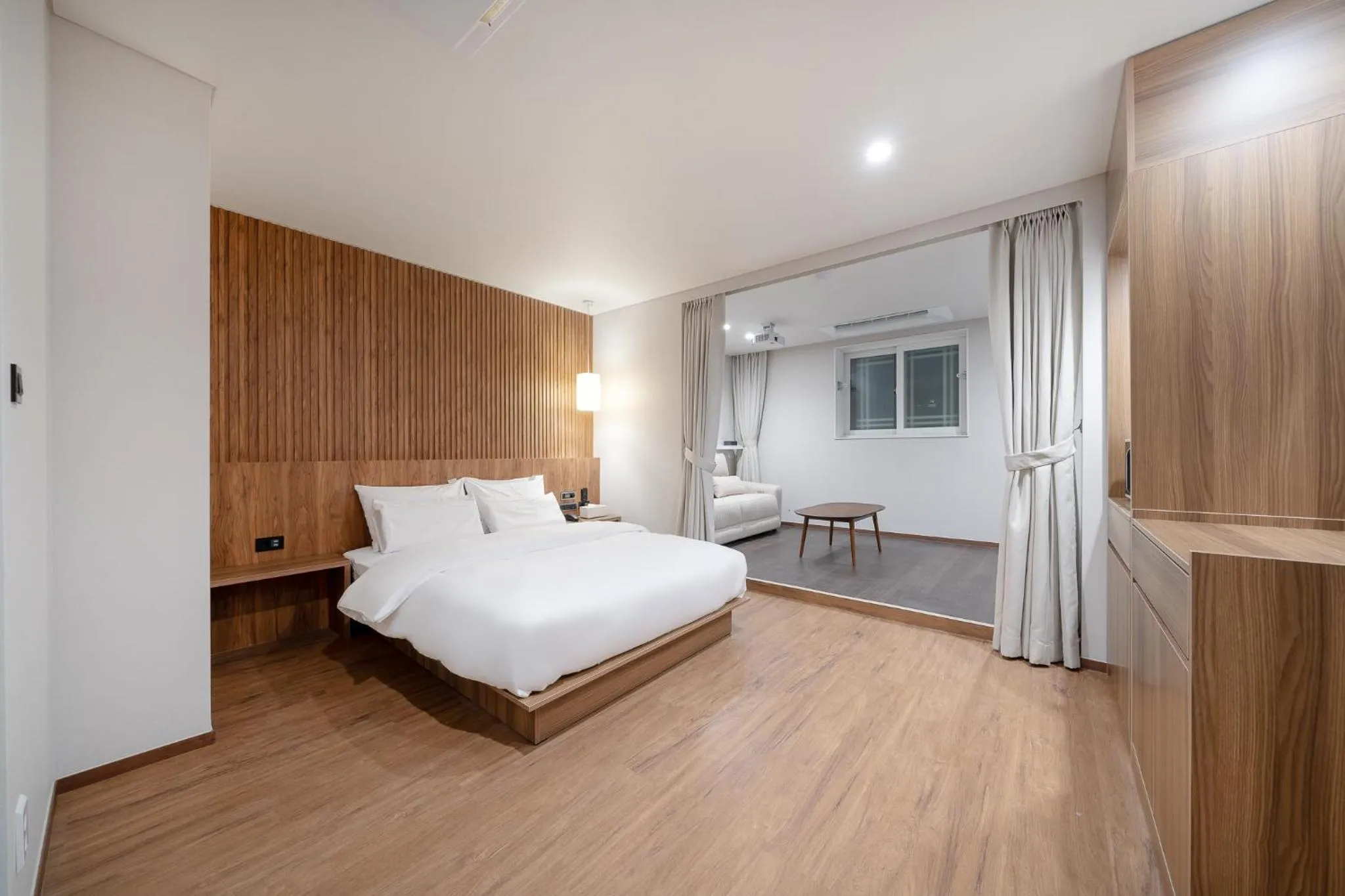 Bed in Simjak Hotel by Aank