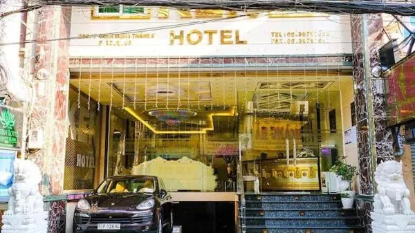 Property building in KEN HOTEL