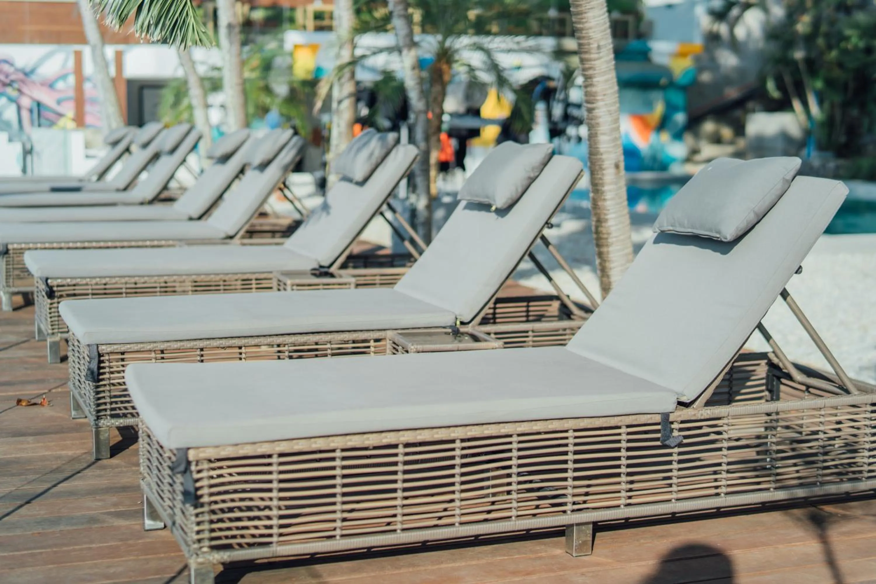 Swimming pool in Solitude Acacia Resort