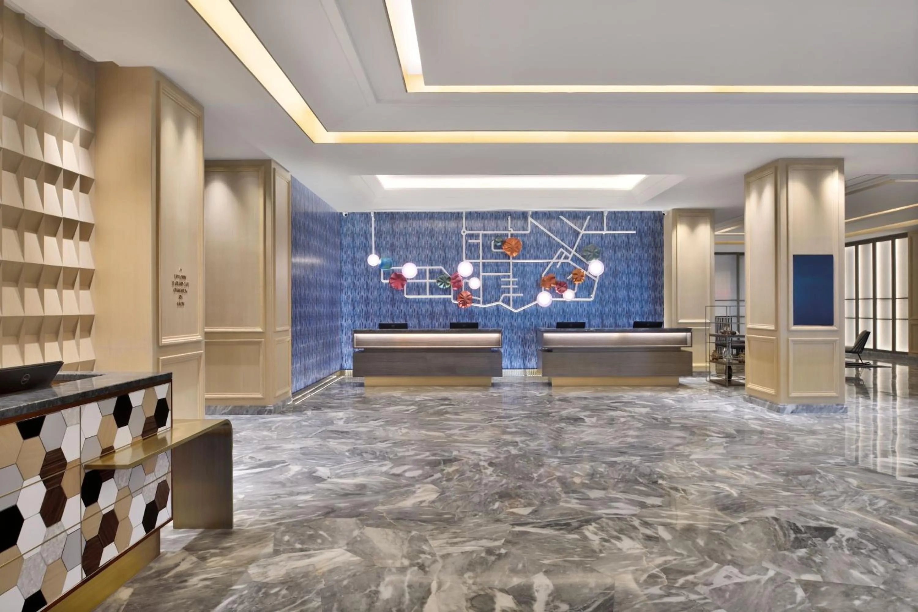 Lobby or reception in Le Meridien Amritsar
