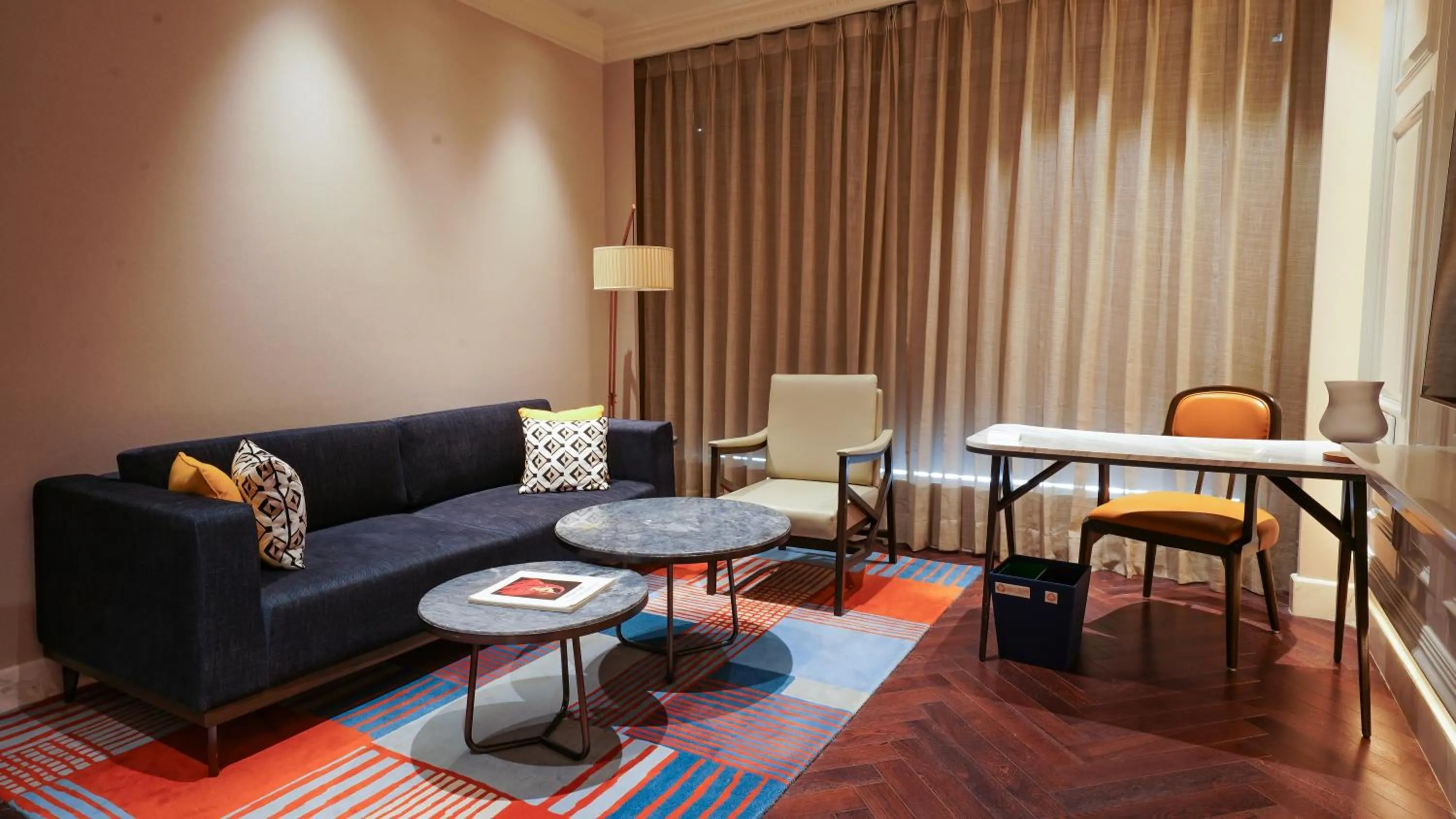 Living room in Le Meridien Amritsar