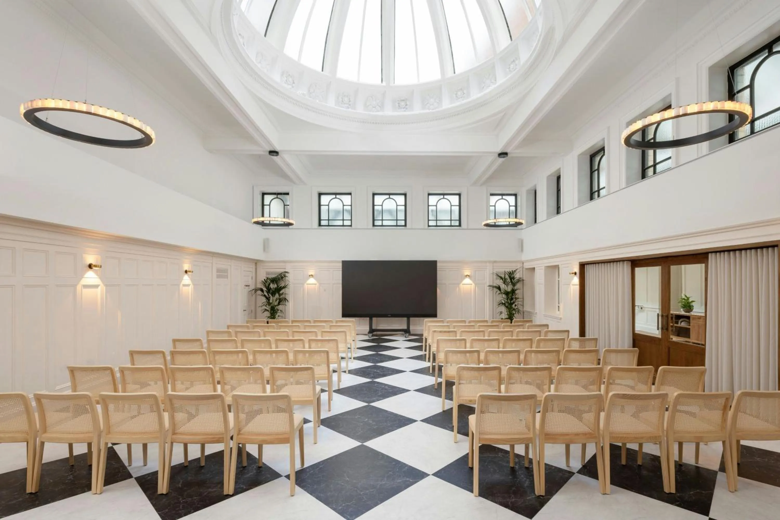 Meeting/conference room in AC Hotel by Marriott Glasgow