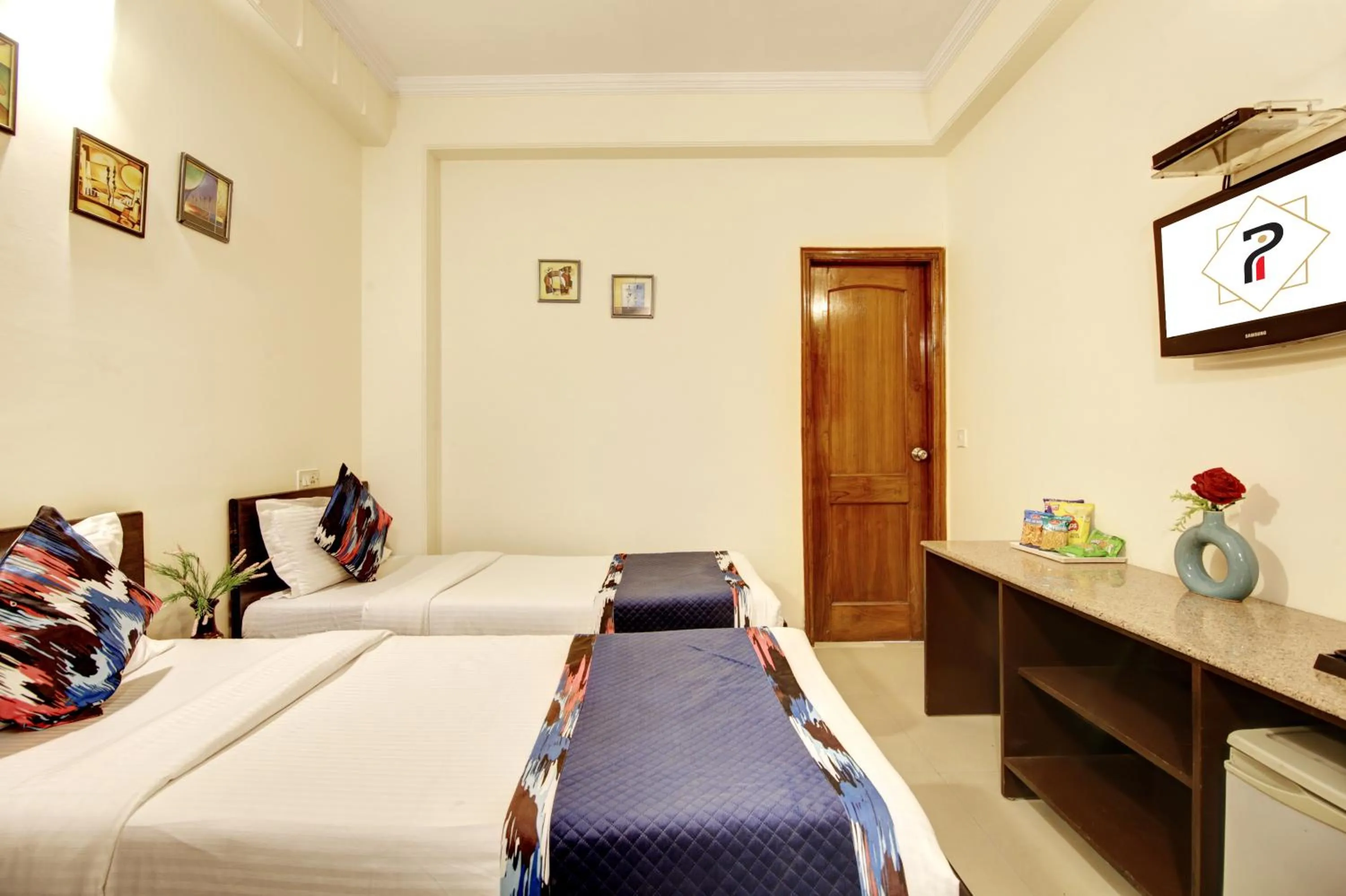 Bed in Persona International Hotel Karol Bagh Delhi