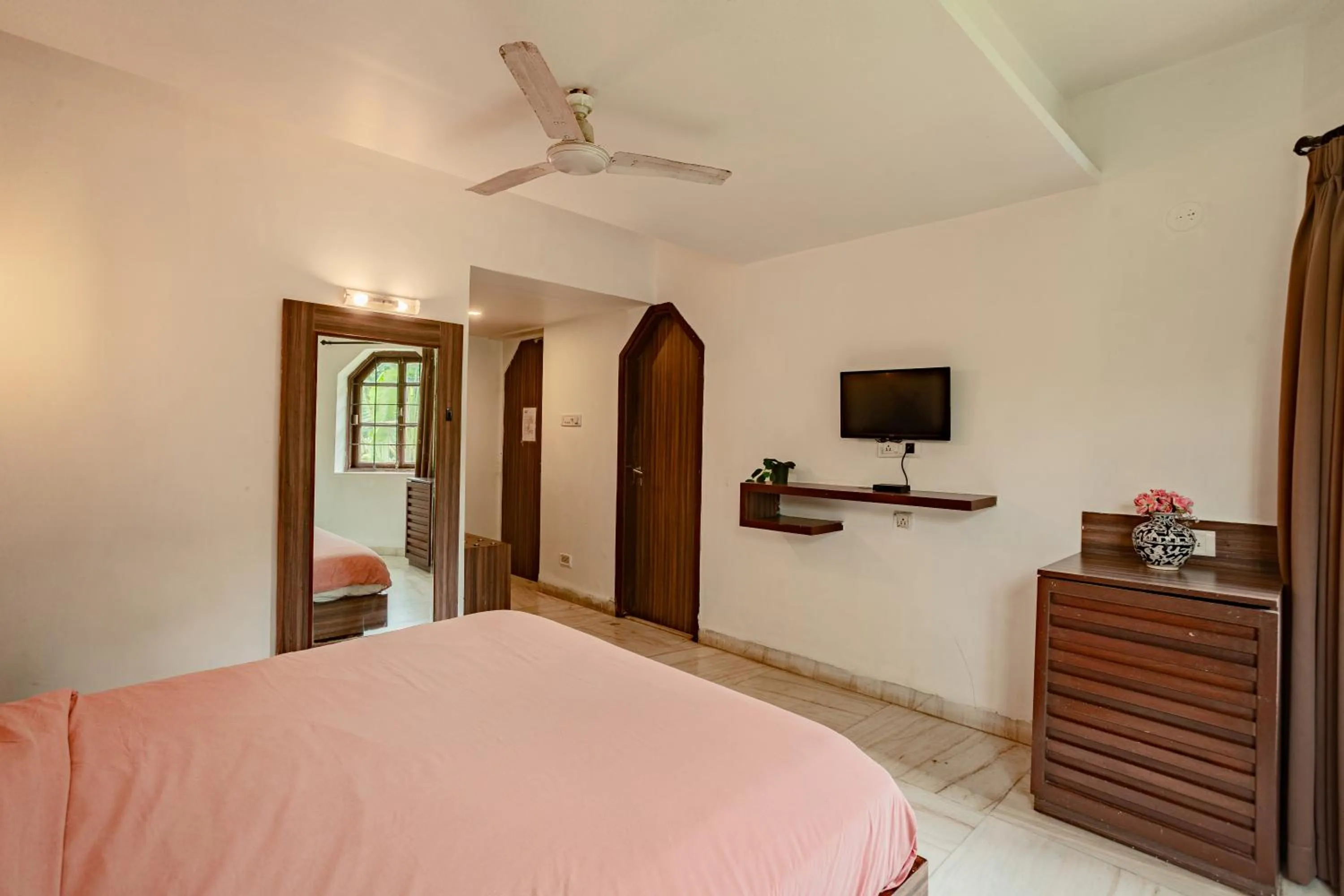 Bedroom, Bed in Hilltop suites by 29 bungalow