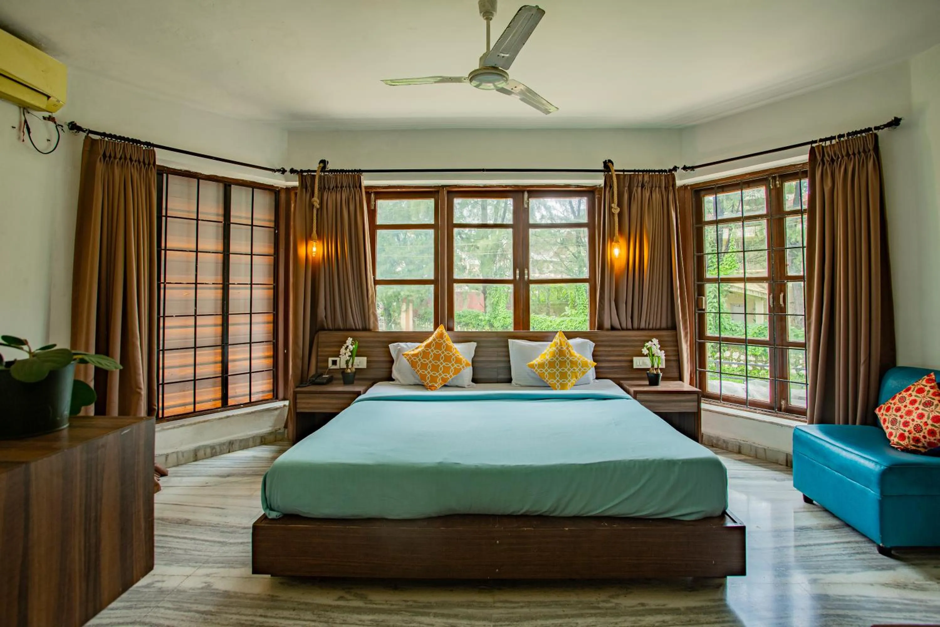Bedroom, Bed in Hilltop suites by 29 bungalow