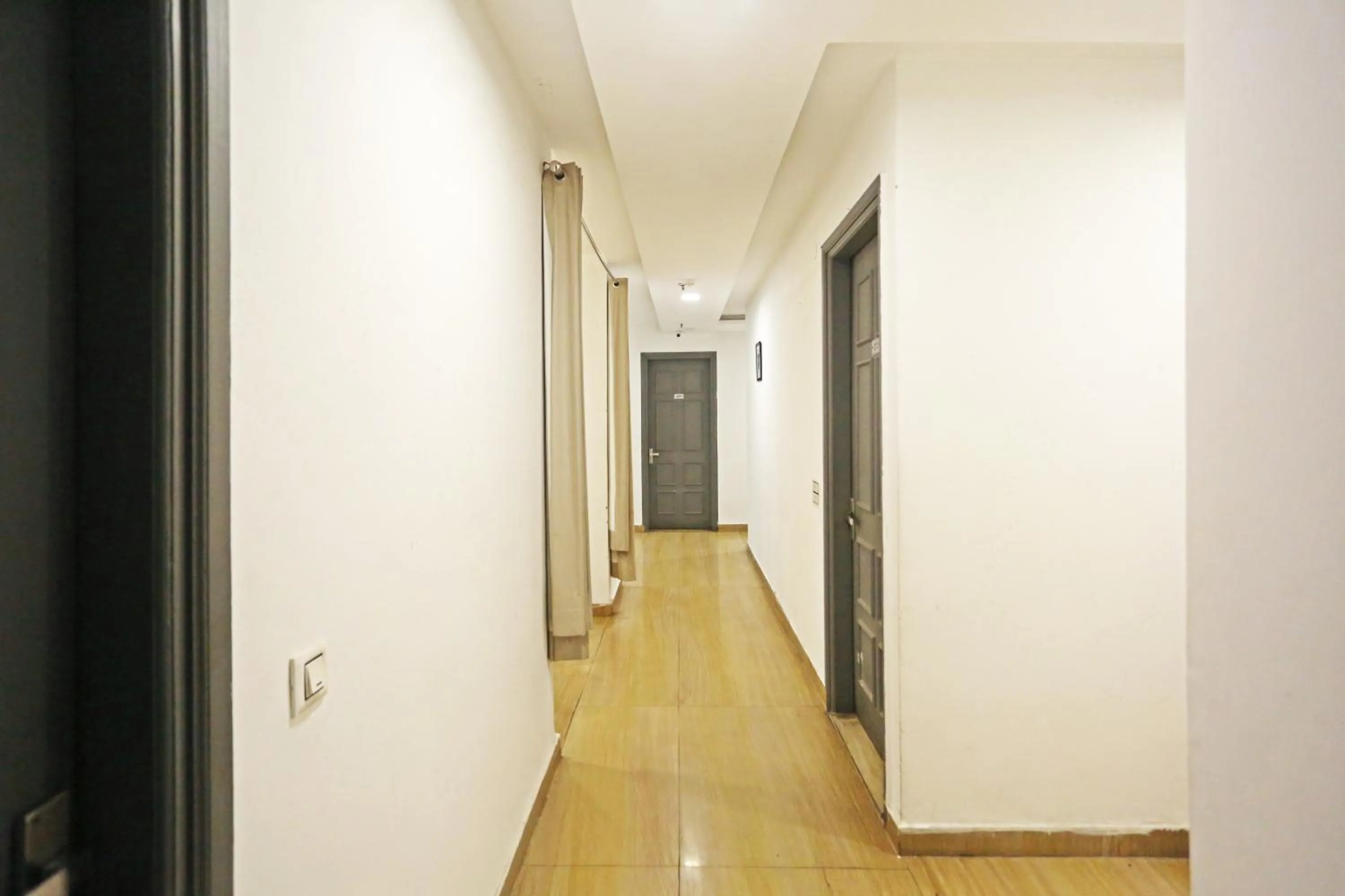 Property building in Hotel Raaso Inn Rohini Sec-16