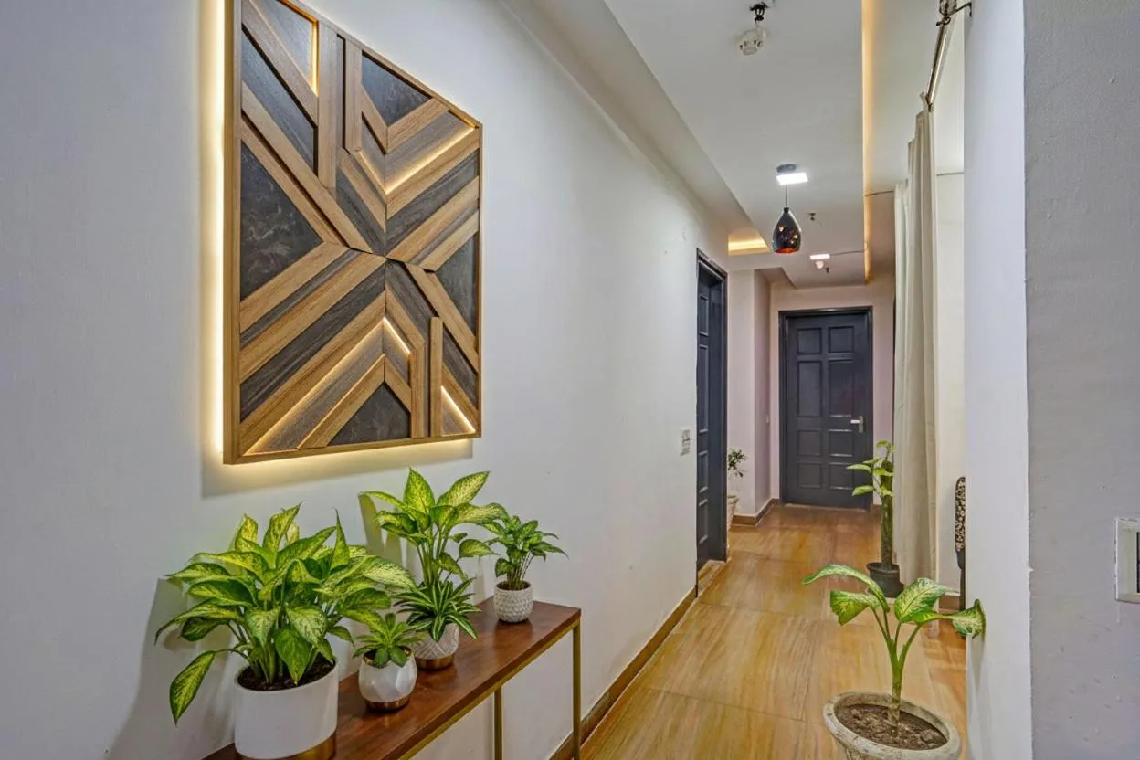 Lobby or reception in Hotel Raaso Inn Rohini I Near Metro I Couple Friendly I Spacious Rooms I Budget Stay