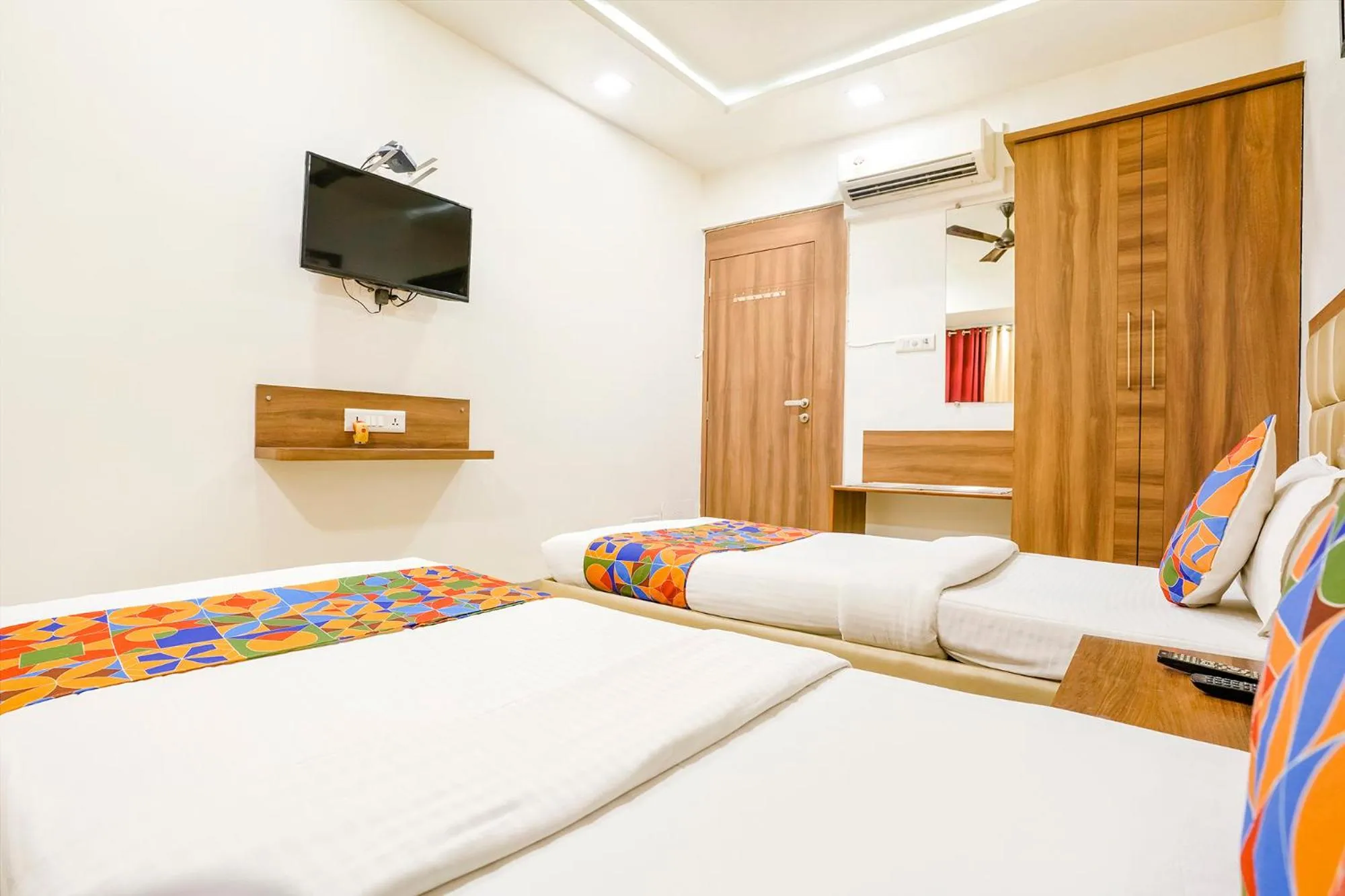 Bed in Hotel Candor Amigo Kamothe Panvel