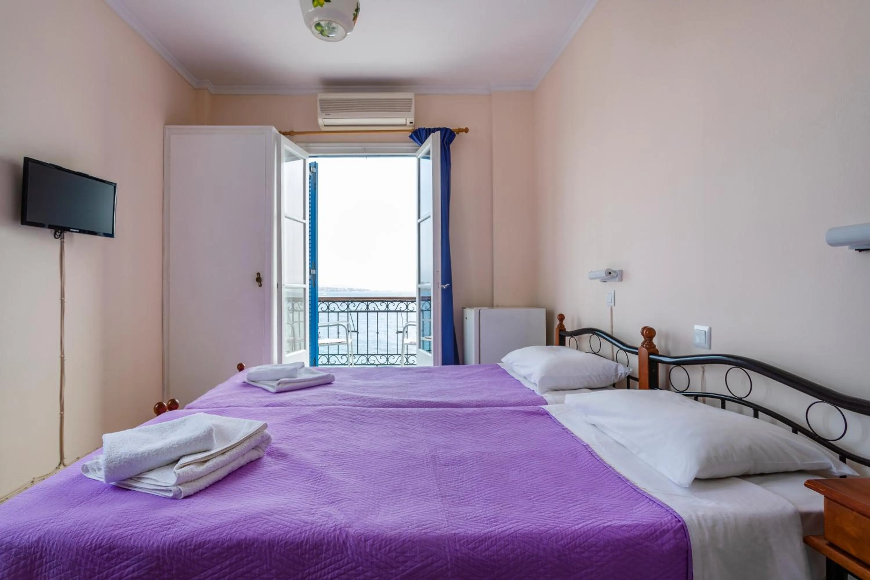 Photo of the whole room, Bed in Stelios Hotel