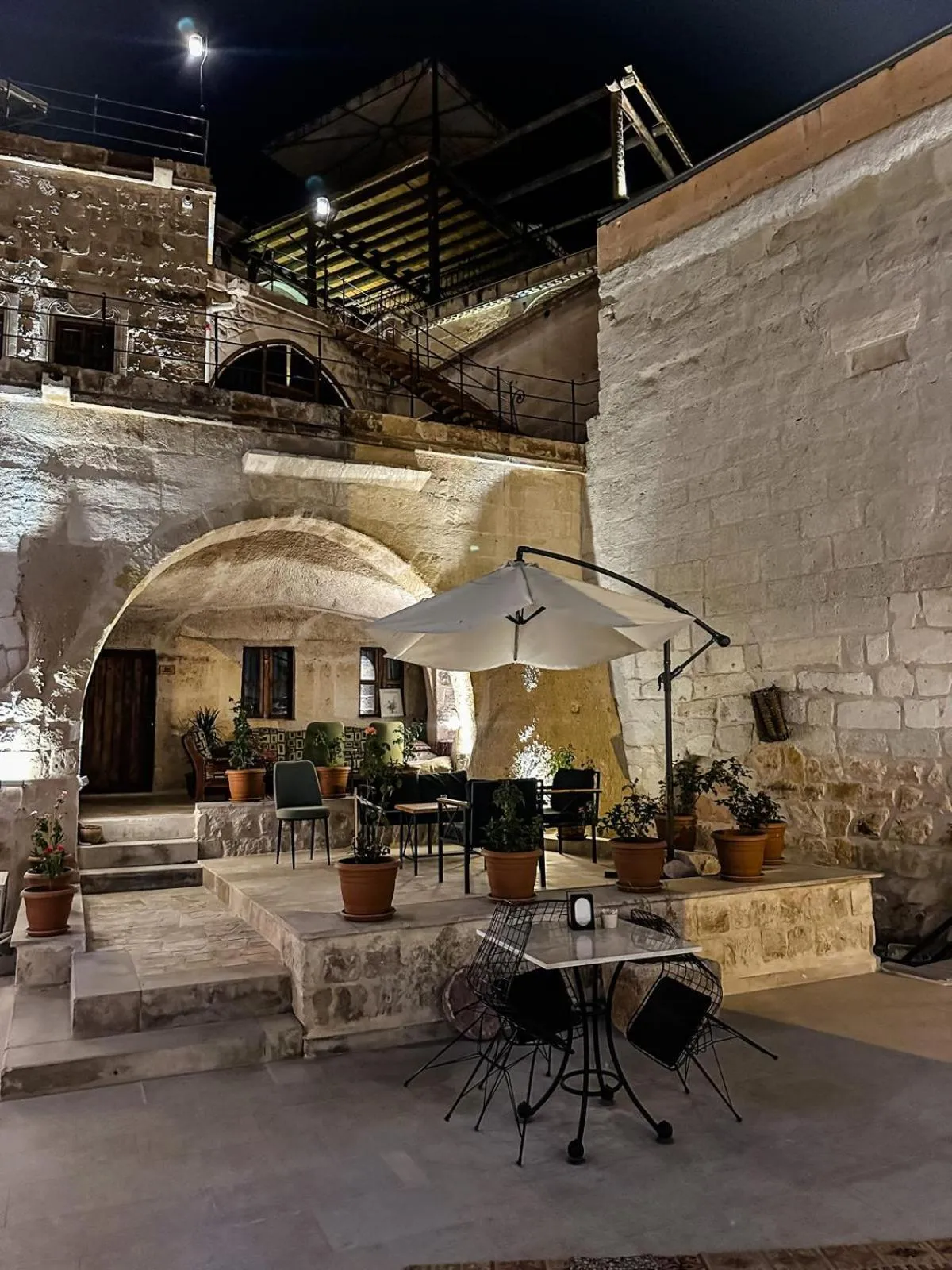 Patio in Göreme Escape Cave
