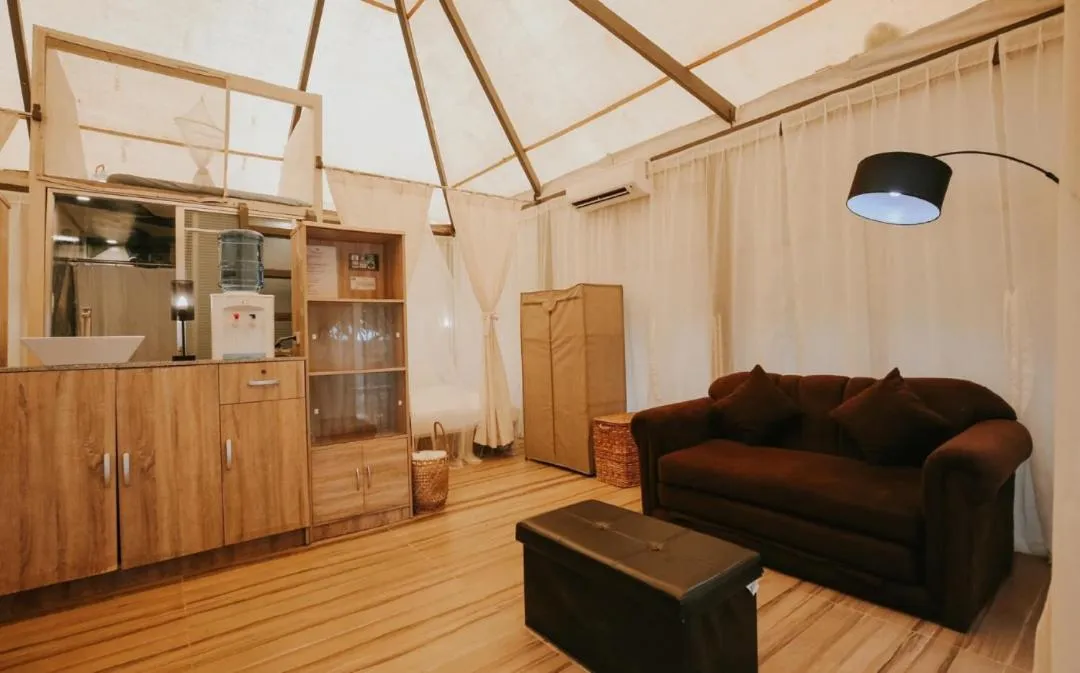 Playa La Caleta Bataan