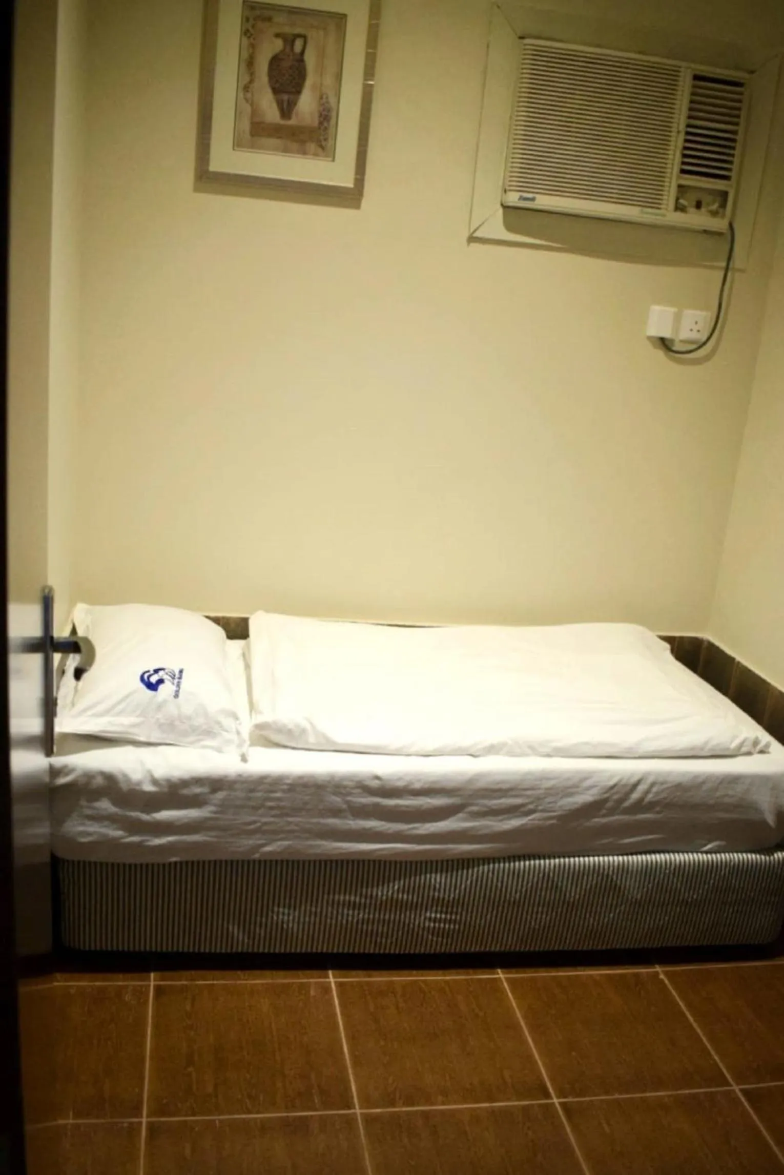 Property building, Bed in Hotel & Resort Golden Marina Yanbu