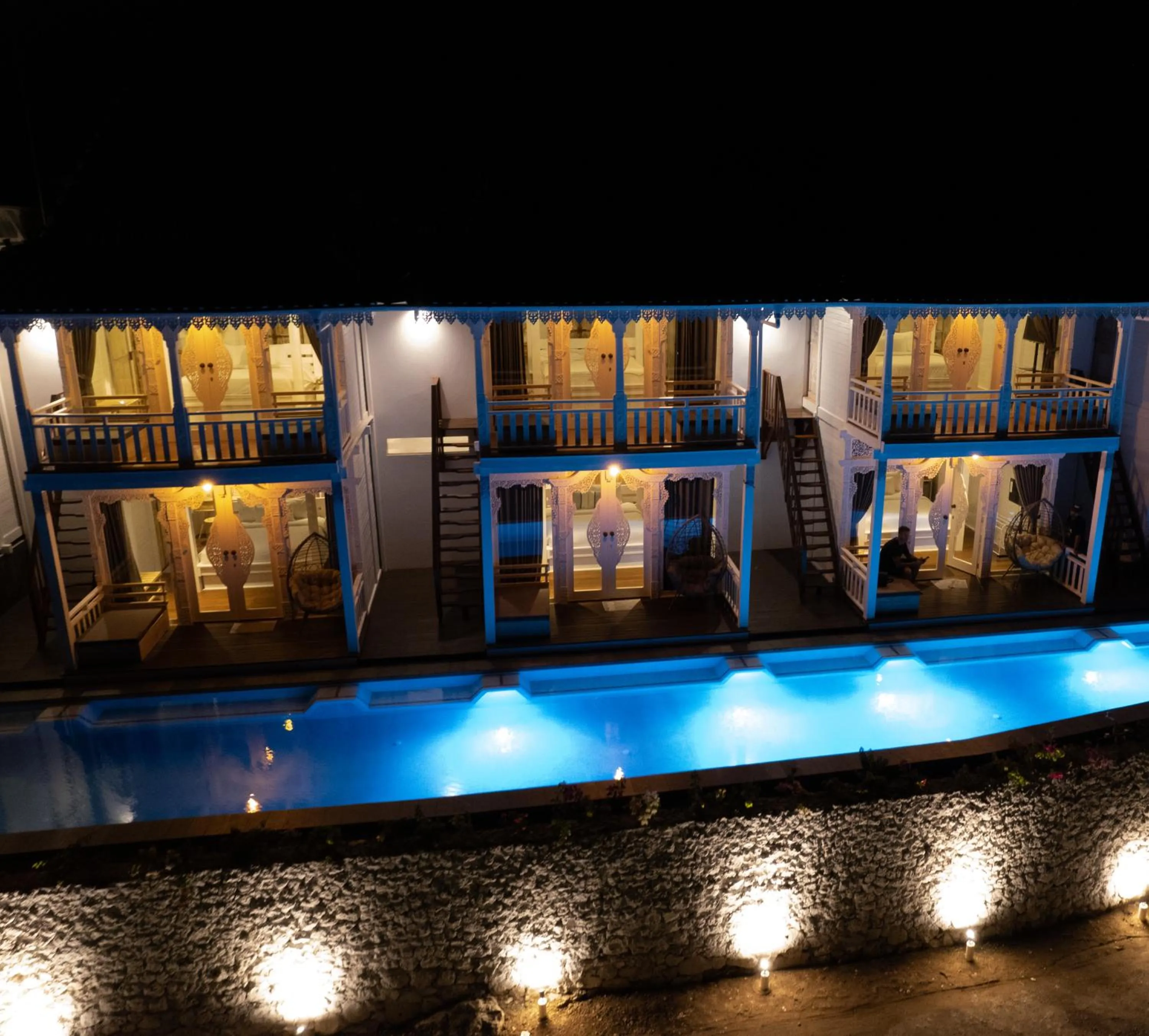 Night in Mambo Hill Resort