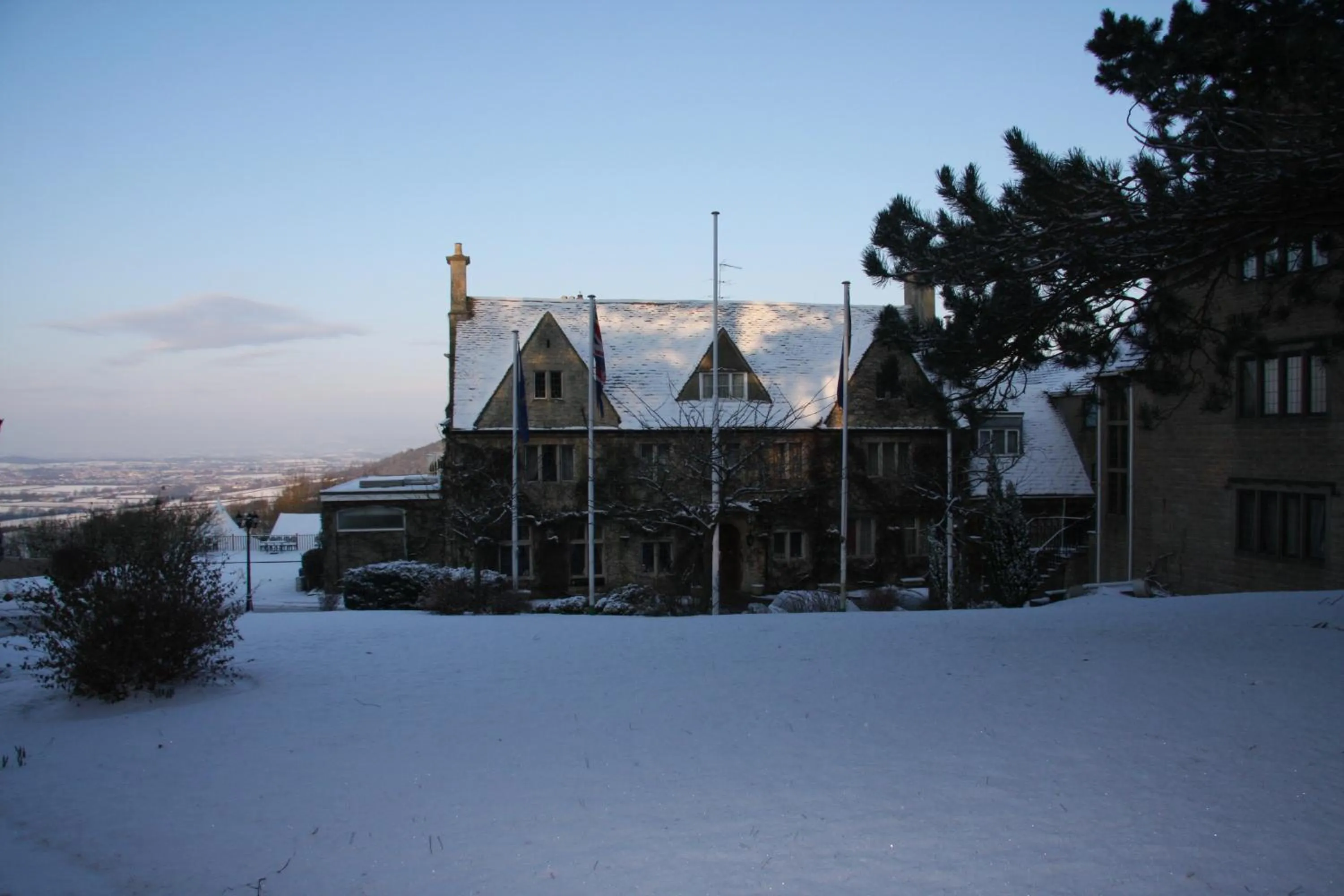 Facade/entrance in Hatton Court Hotel