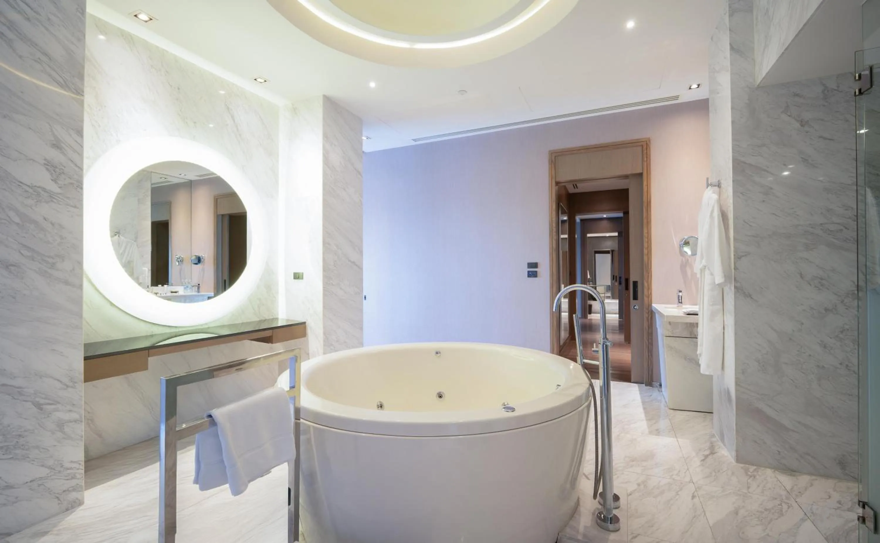 Bathroom in Hilton Bangkok Suvarnabhumi Golf Resort & Spa