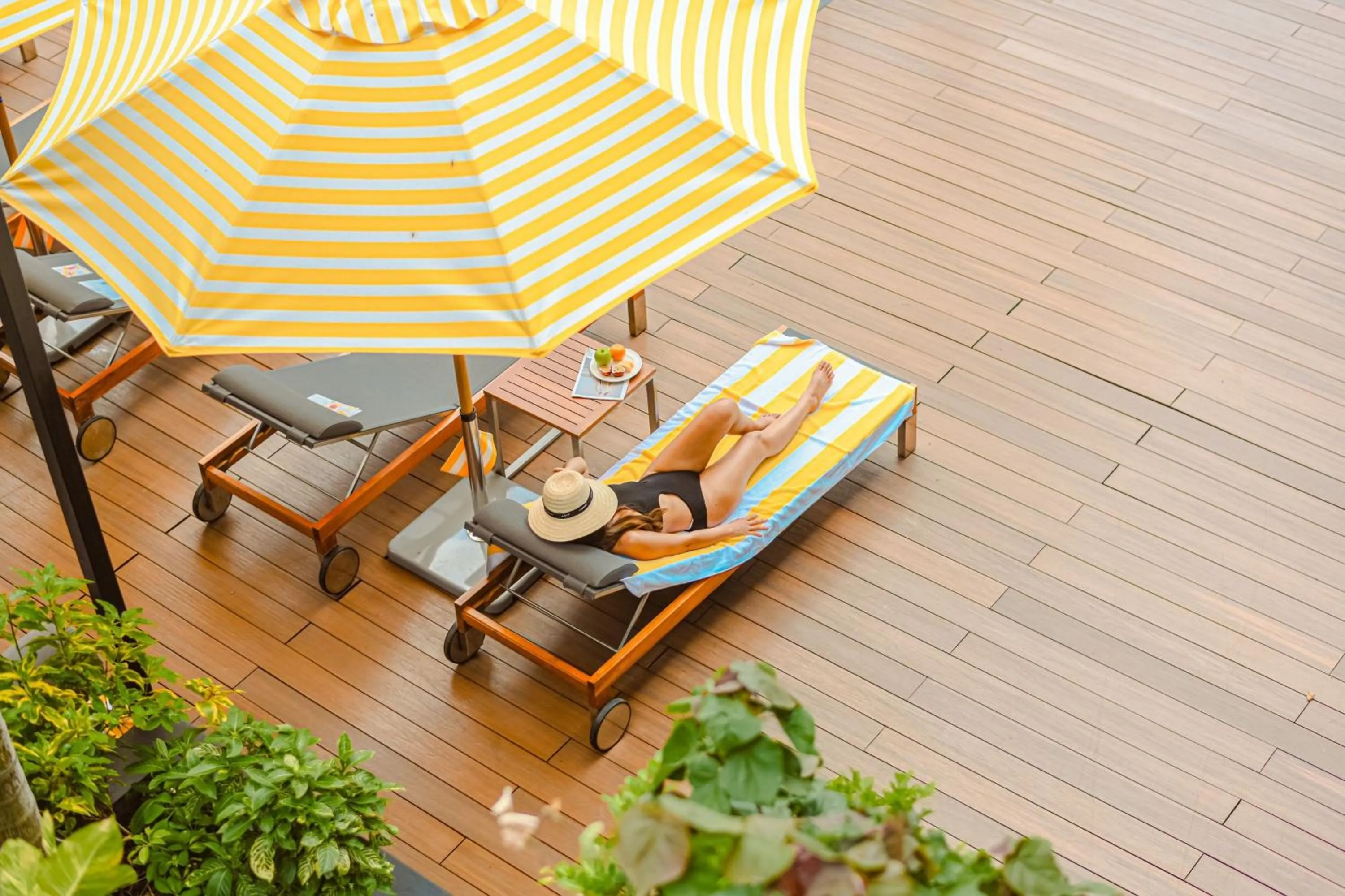 Swimming pool in Le Meridien Suvarnabhumi, Bangkok Golf Resort and Spa