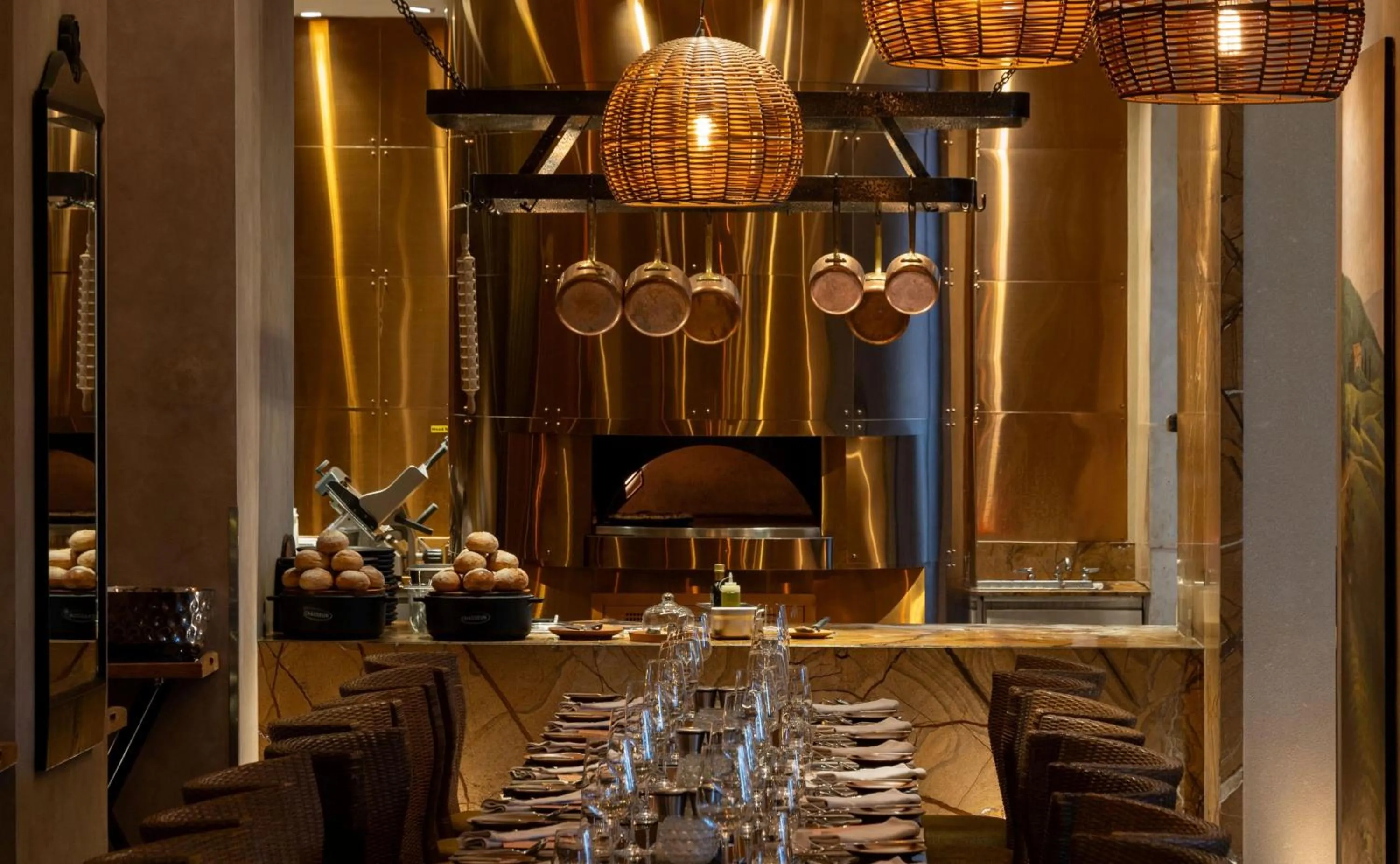 Restaurant/places to eat in Hilton Bangkok Suvarnabhumi Golf Resort & Spa