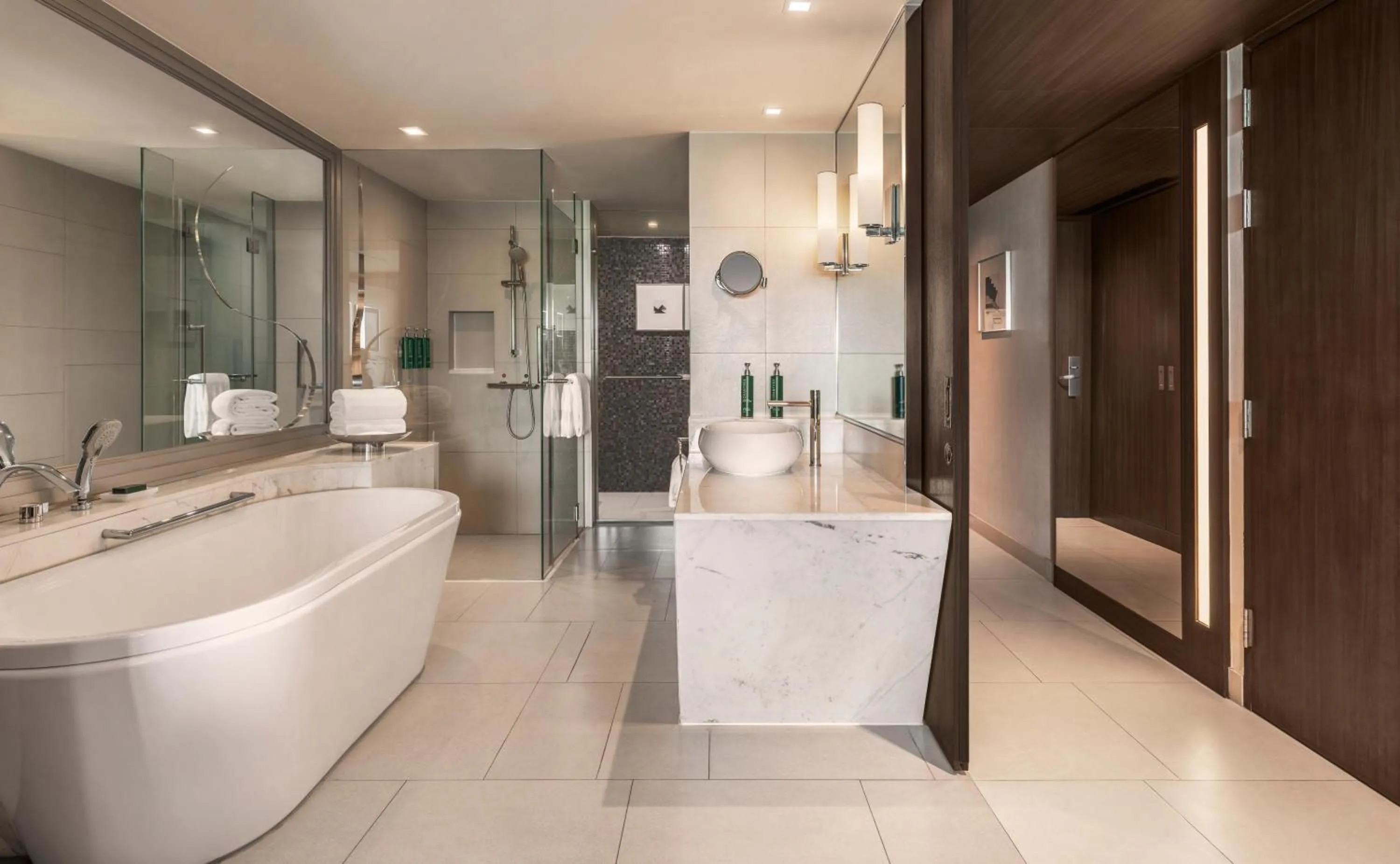 Bathroom in Hilton Bangkok Suvarnabhumi Golf Resort & Spa