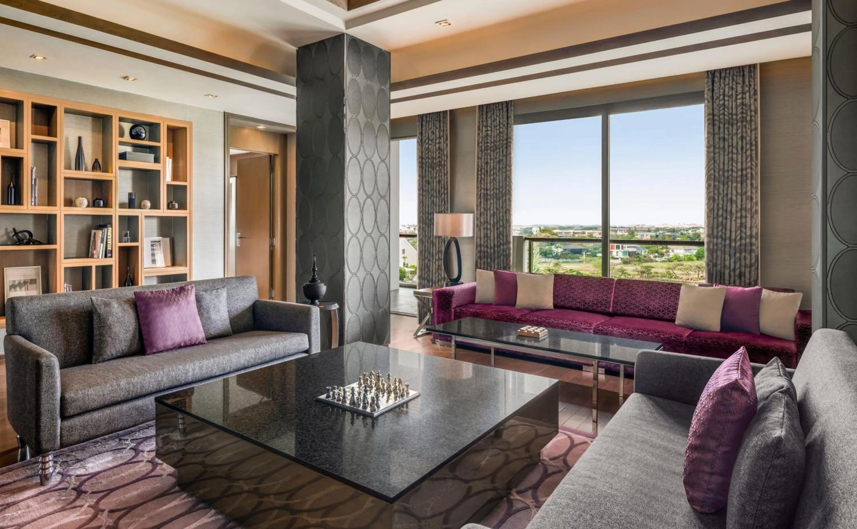 Living room in Hilton Bangkok Suvarnabhumi Golf Resort & Spa