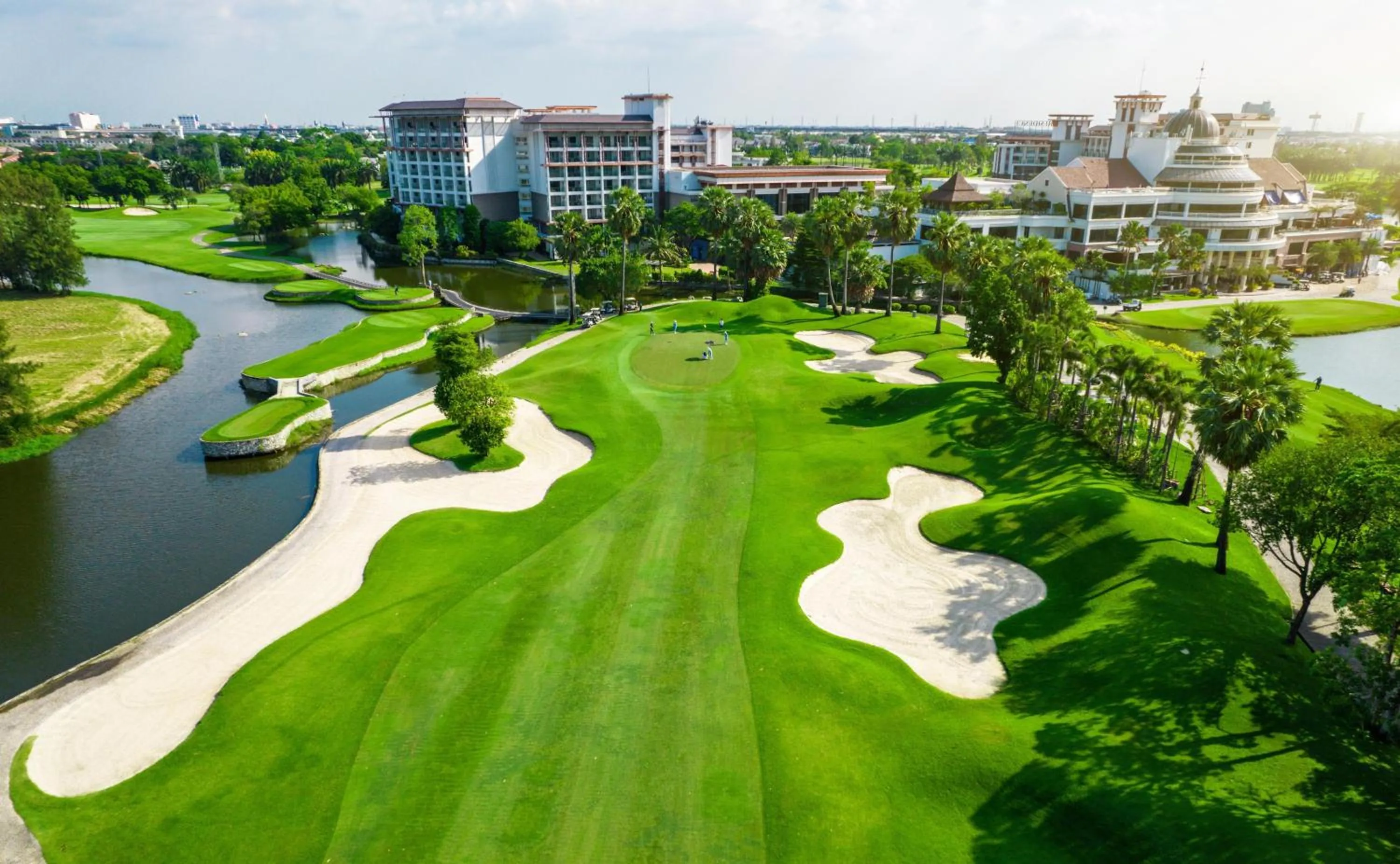 Golfcourse in Hilton Bangkok Suvarnabhumi Golf Resort & Spa