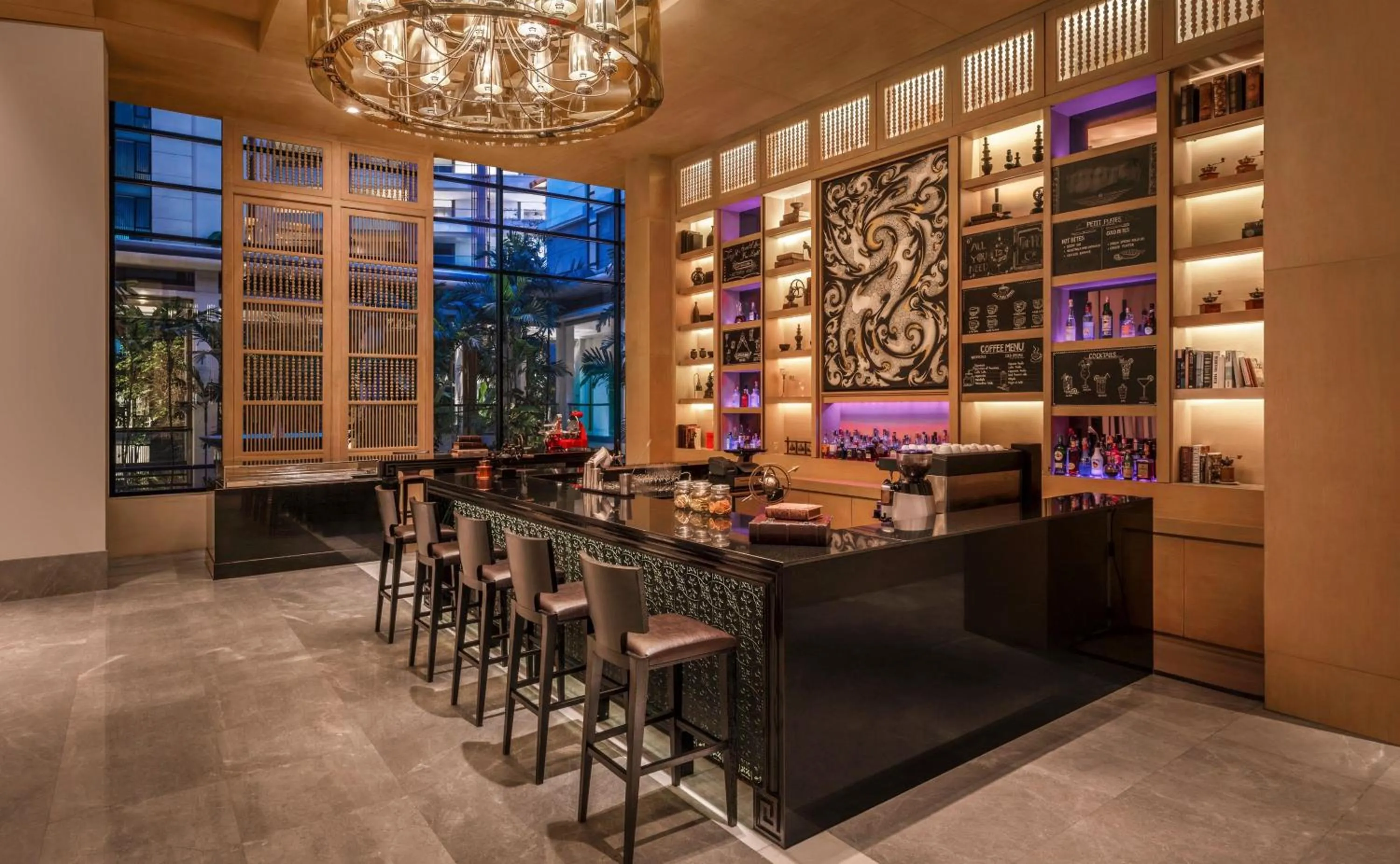 Restaurant/places to eat in Hilton Bangkok Suvarnabhumi Golf Resort & Spa