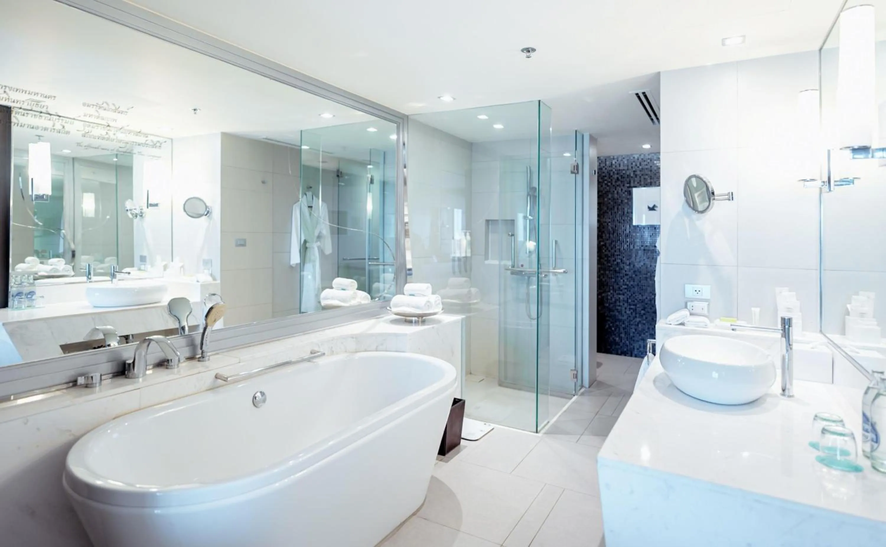 Bathroom in Hilton Bangkok Suvarnabhumi Golf Resort & Spa