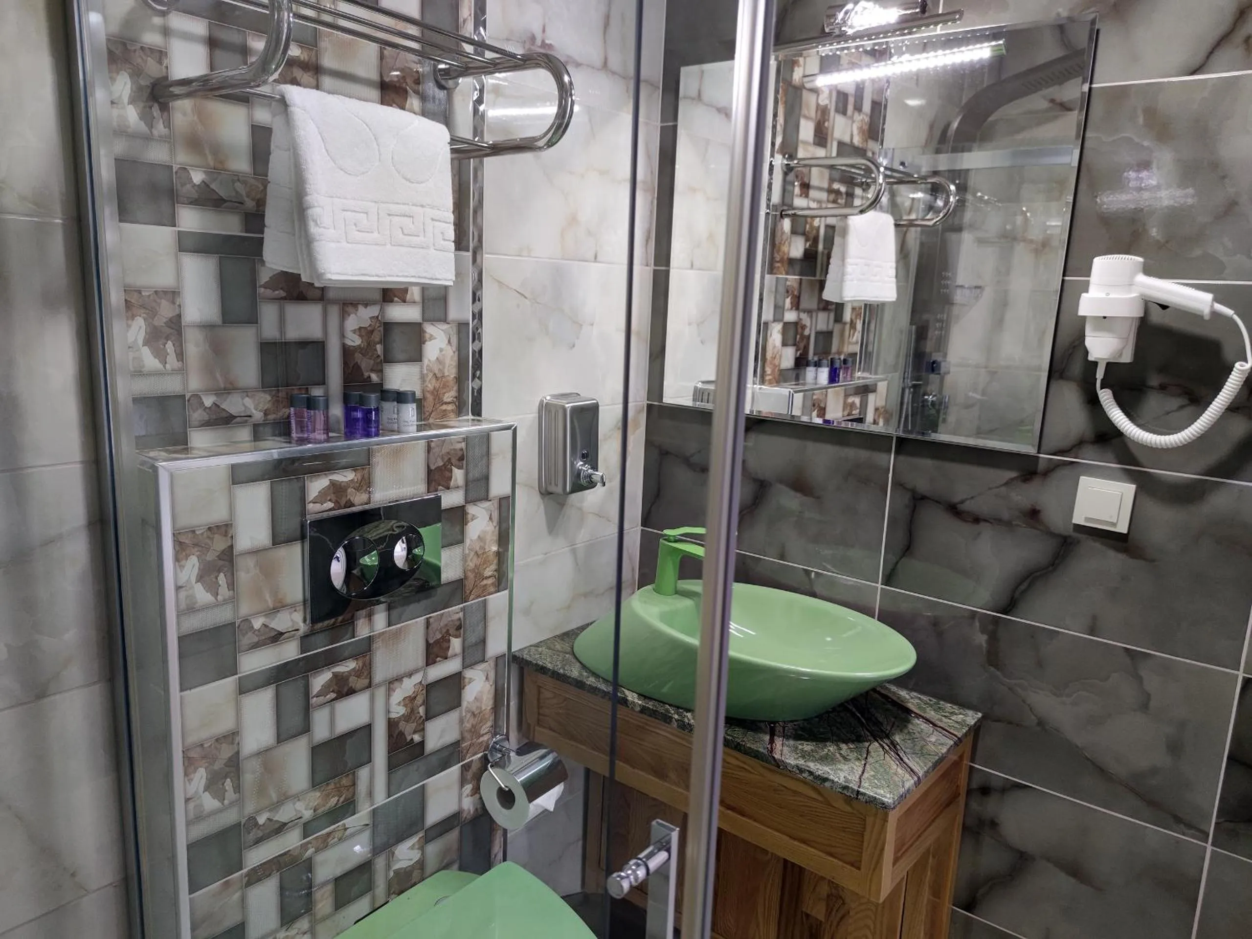 Shower in Galata istanbul Hotel