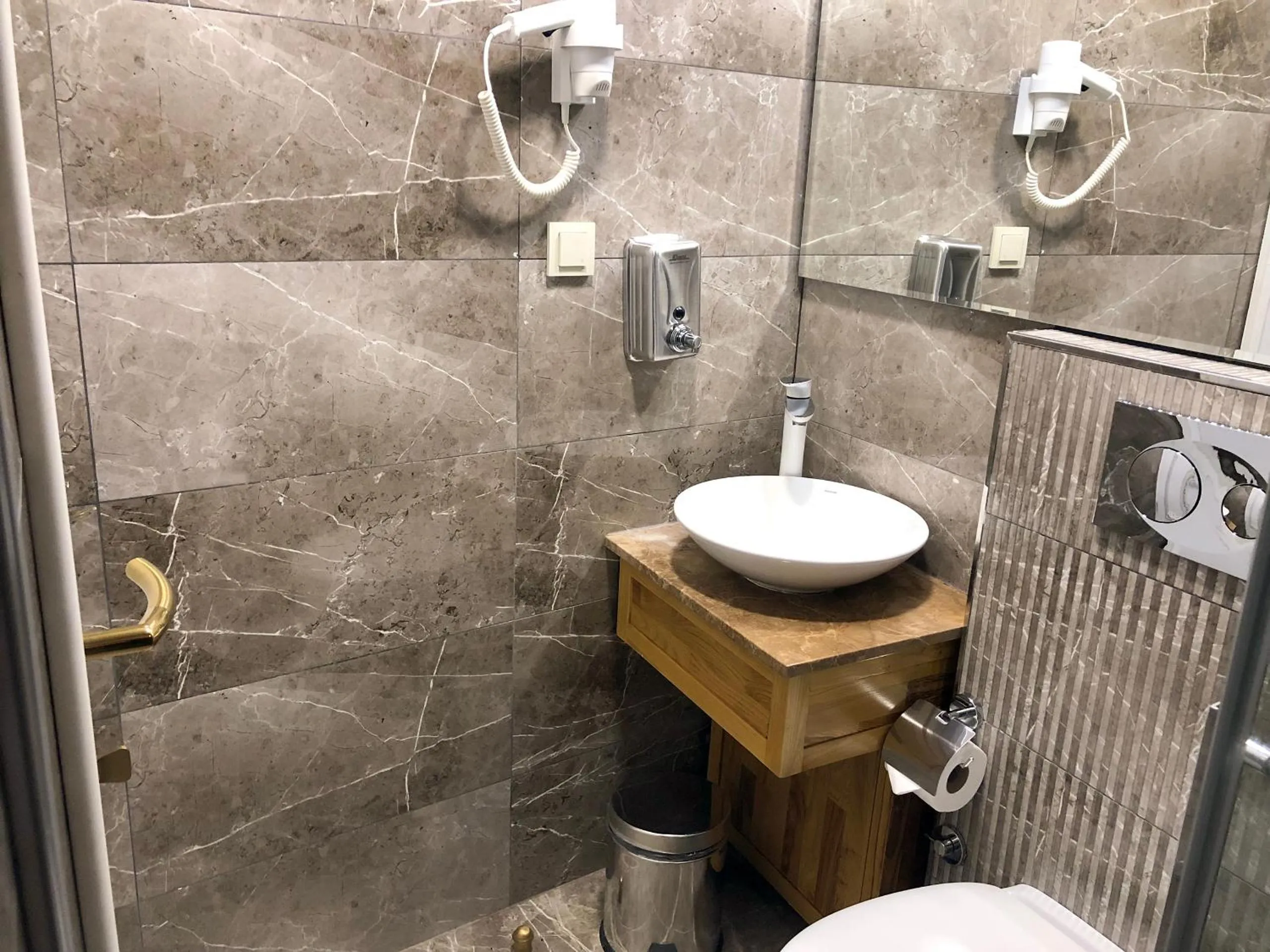 Shower in Galata istanbul Hotel