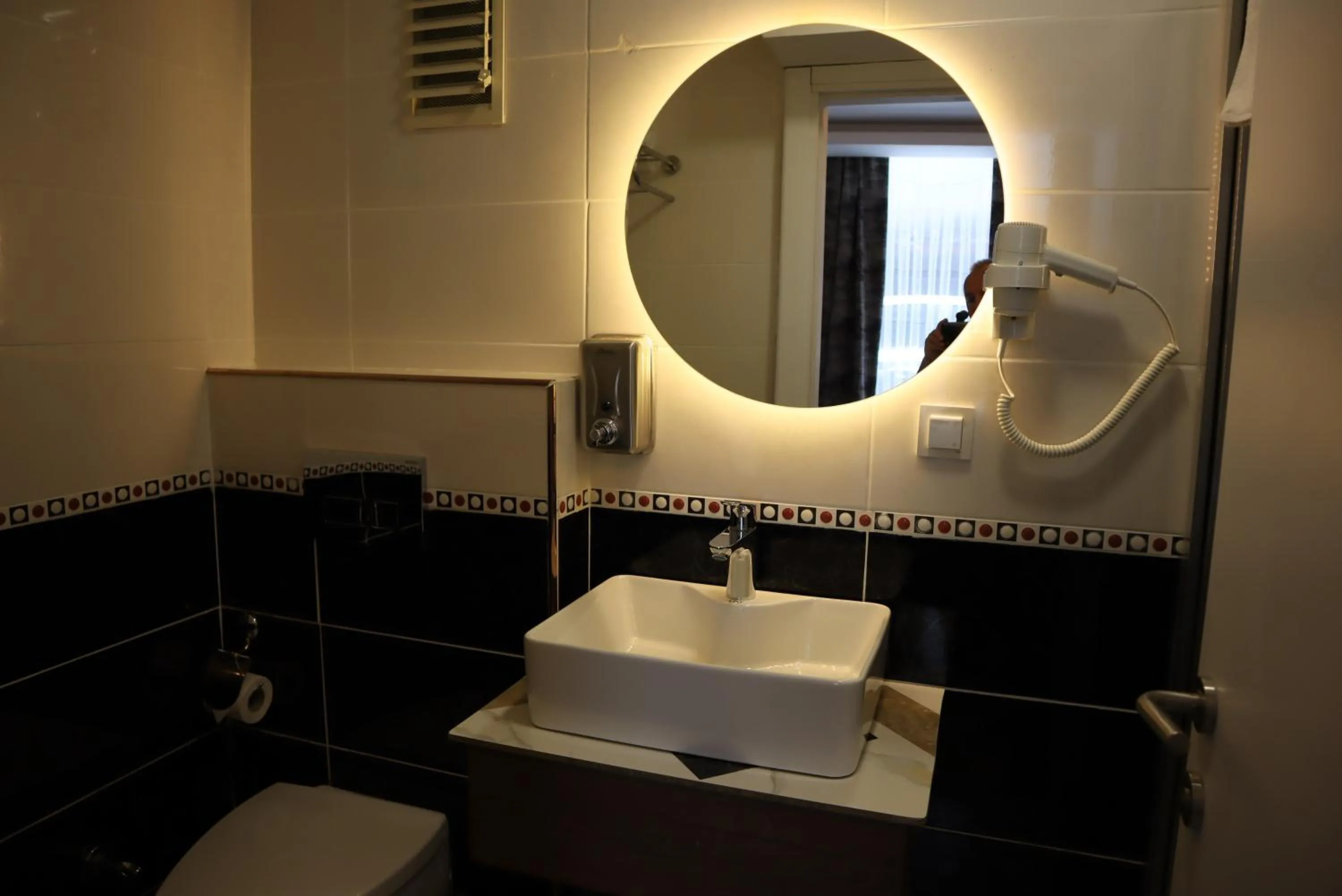 Toilet in Galata istanbul Hotel