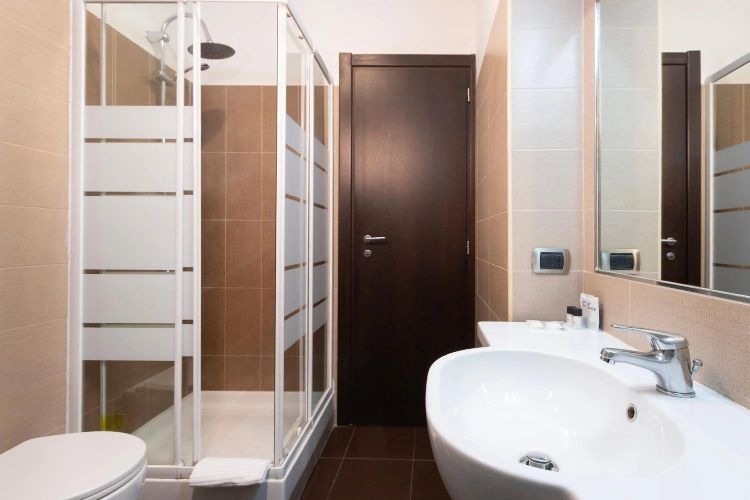 Shower in Cloud 9 Hotel