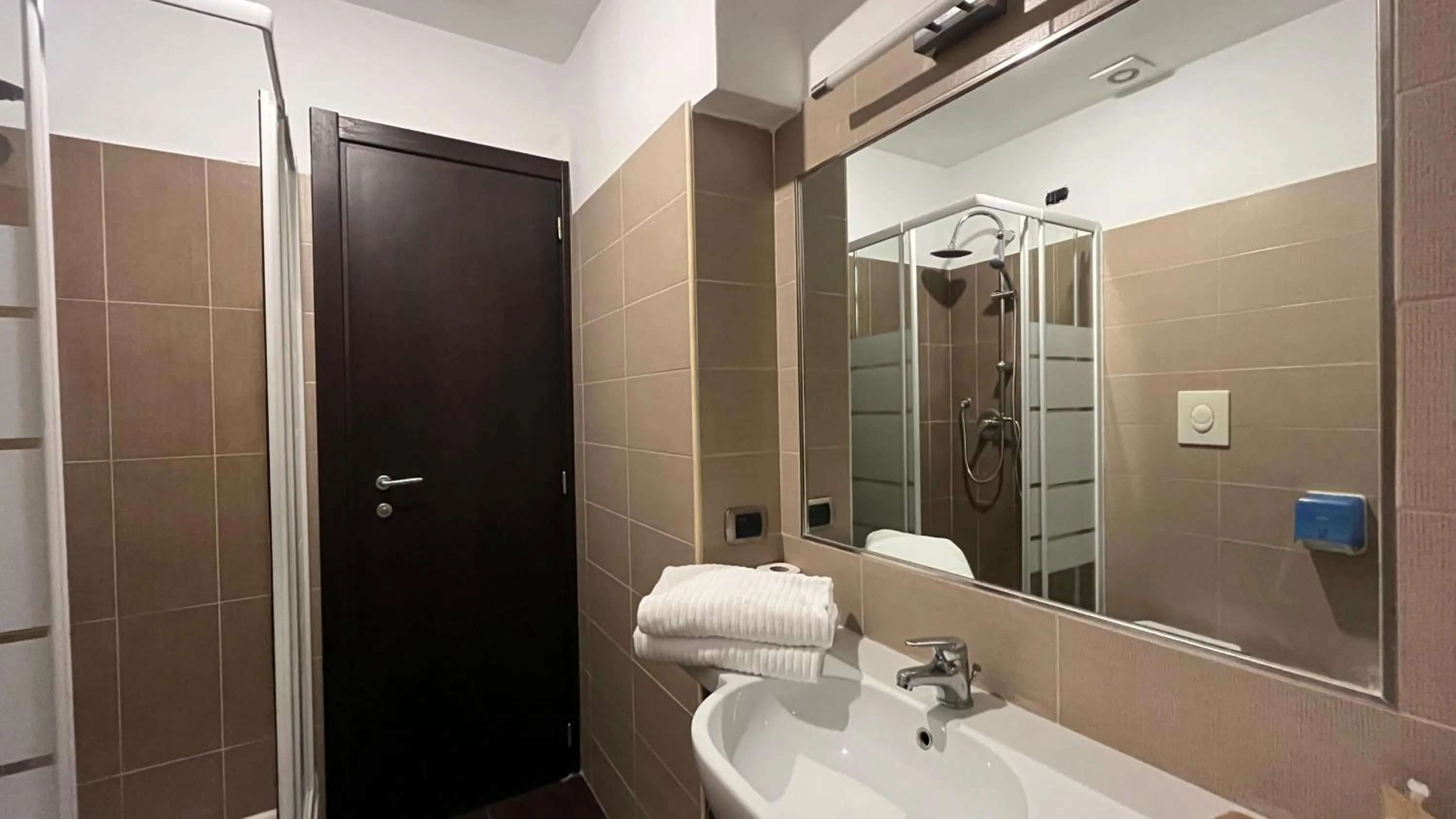 Bathroom in Cloud 9 Hotel