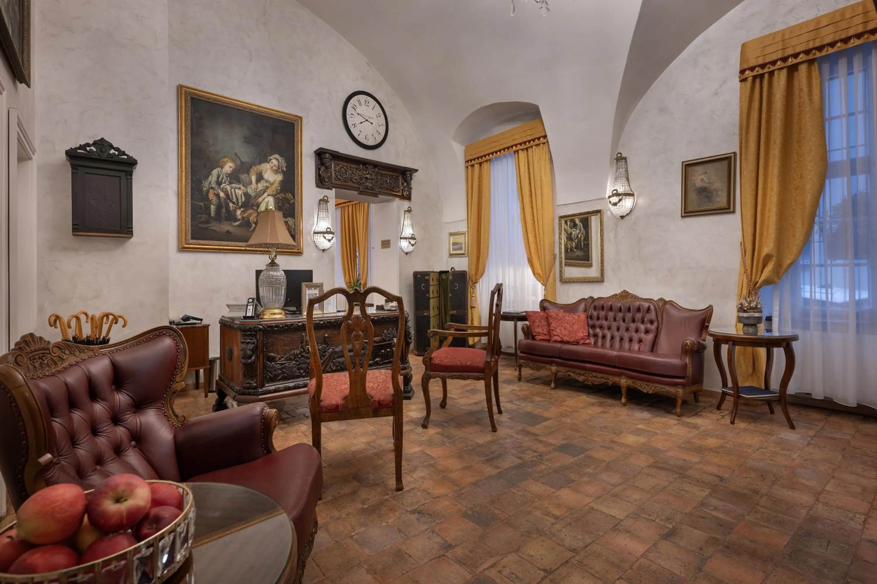 Lobby or reception in Little King Hotel U Malvaze