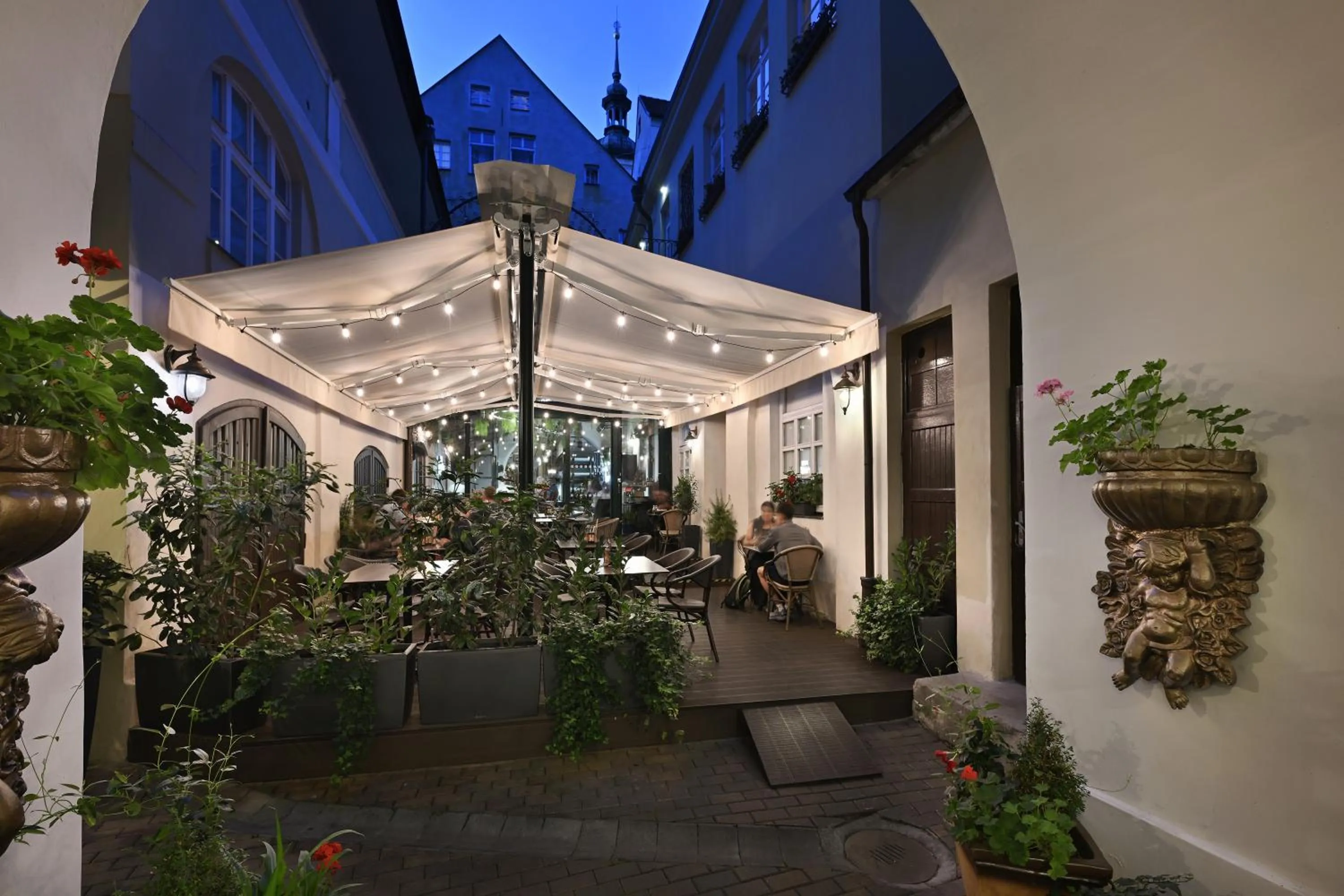 Patio in Little King Hotel U Malvaze