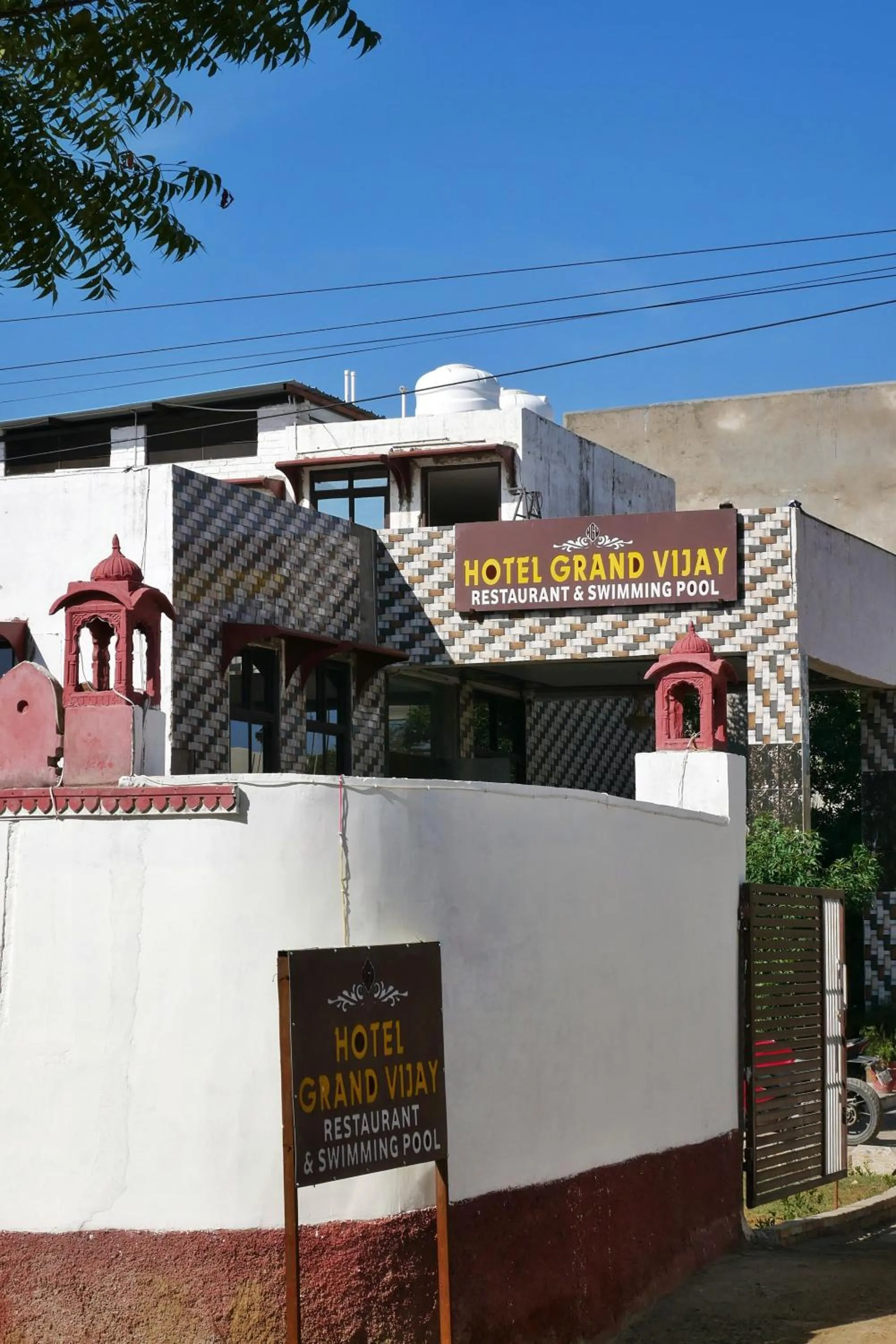 Property building in Hotel Grand Vijay