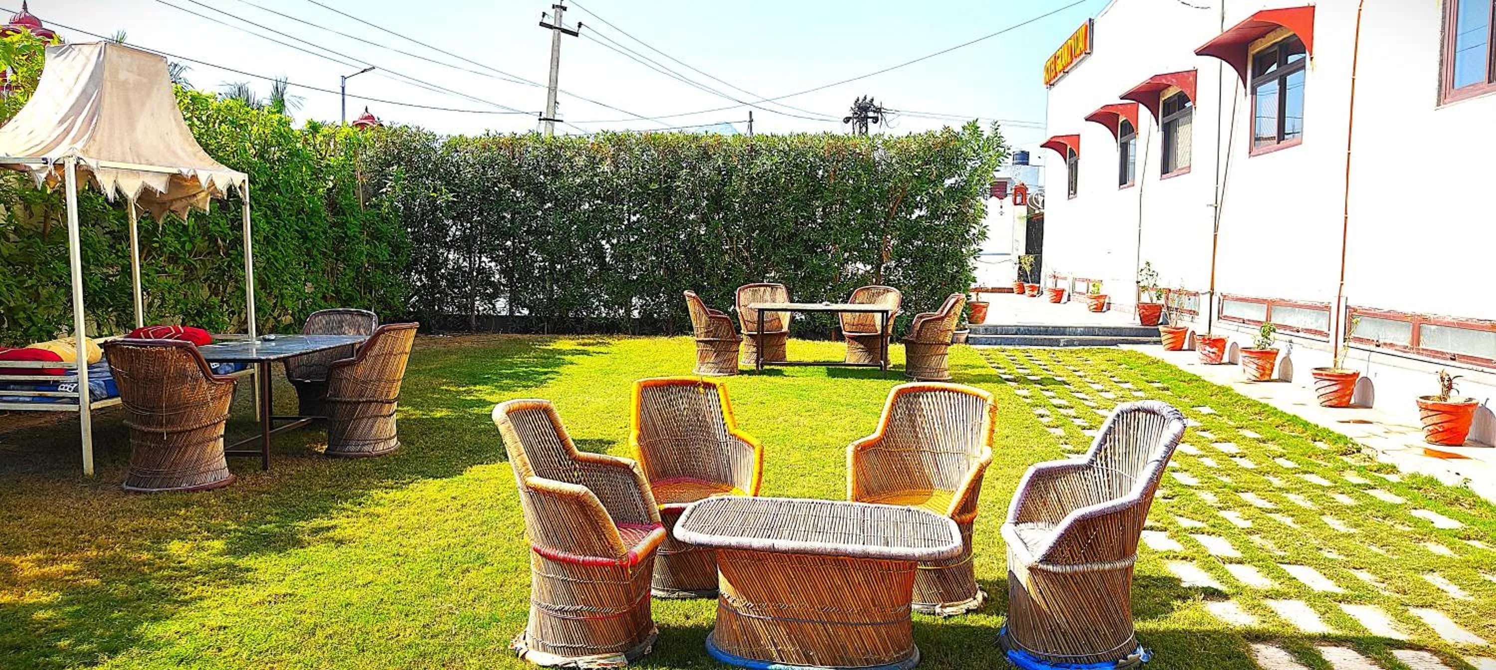 Garden in Hotel Grand Vijay