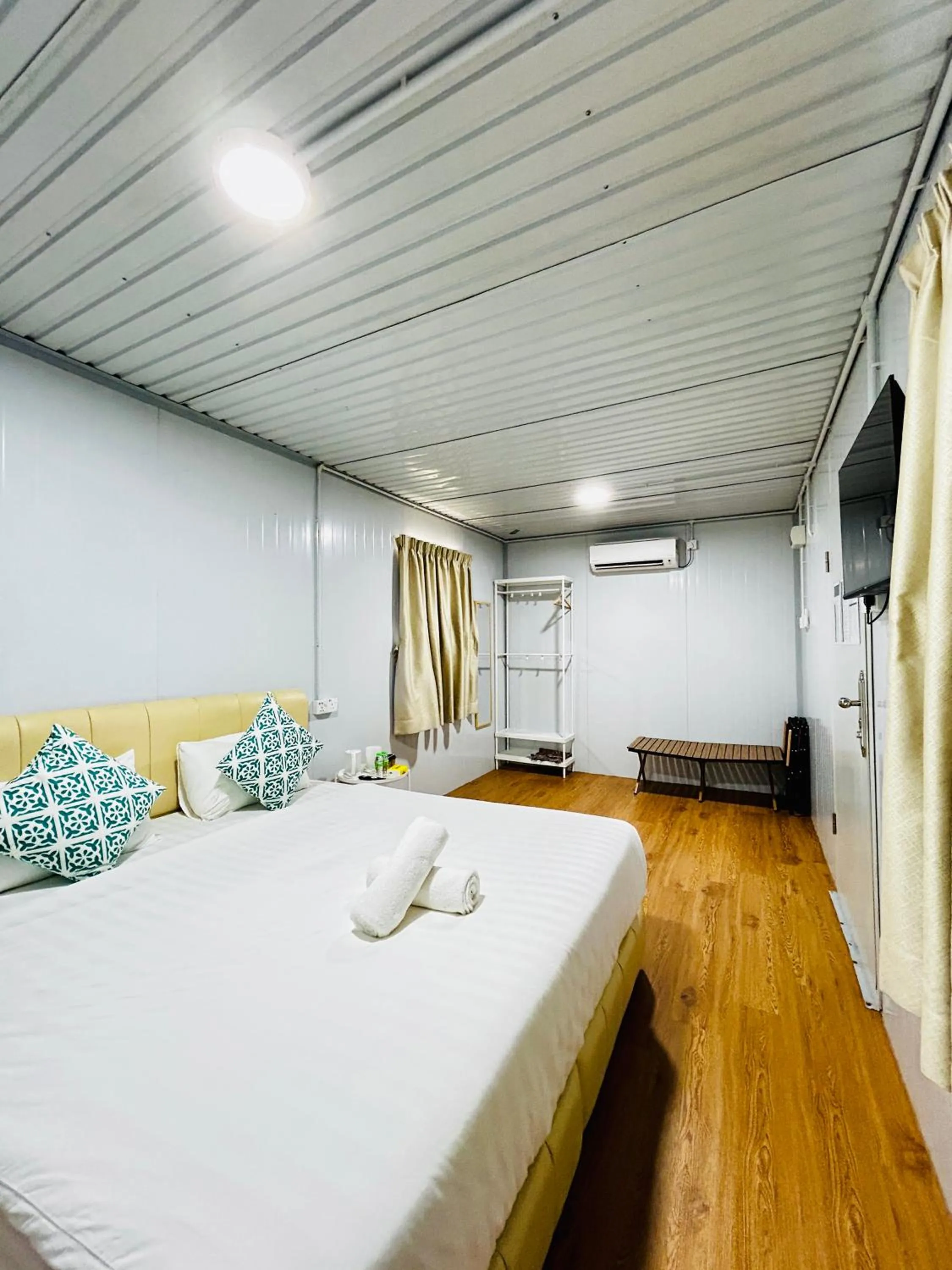 Bed in Meraga Cinta Kijal