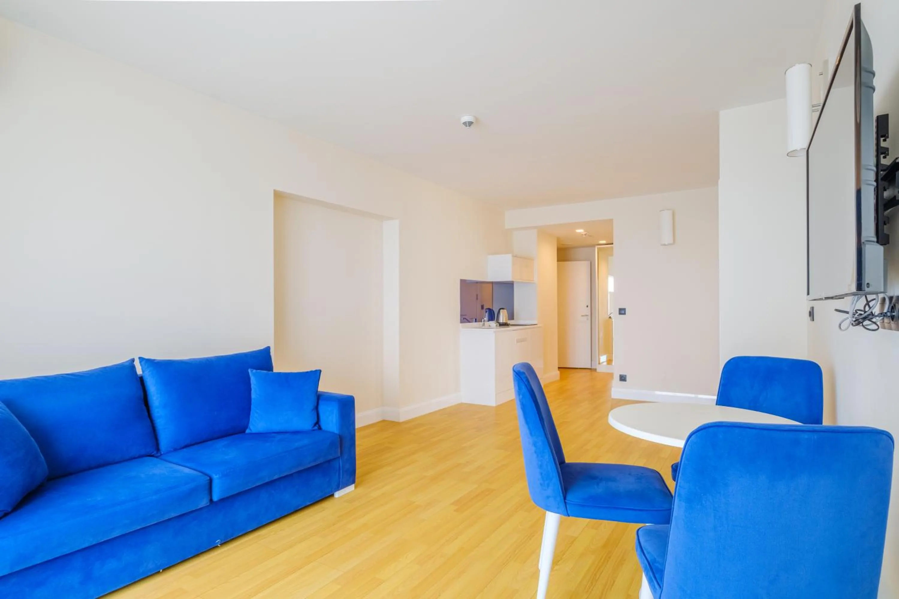 TV and multimedia in Orbi City Hotel Official D Block