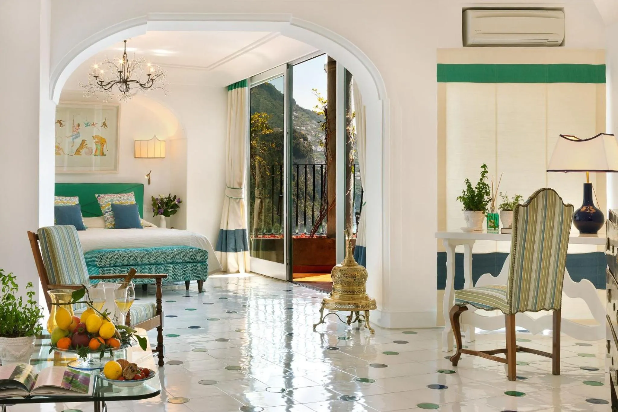 Bedroom in Il San Pietro di Positano